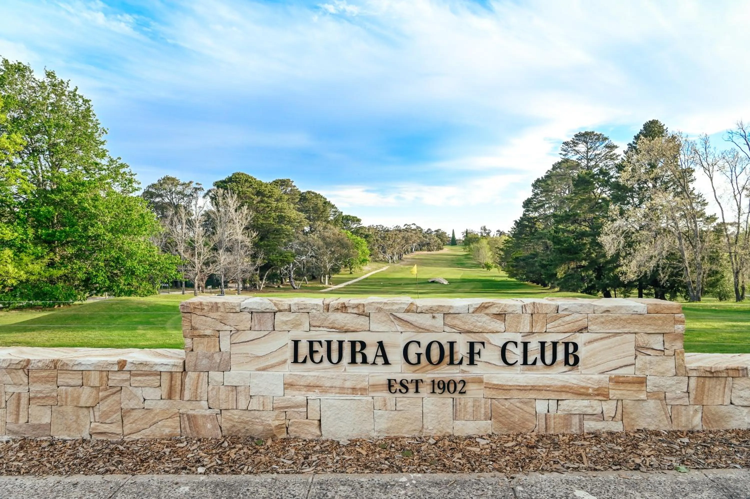 Golfcourse in Leura Gardens Resort