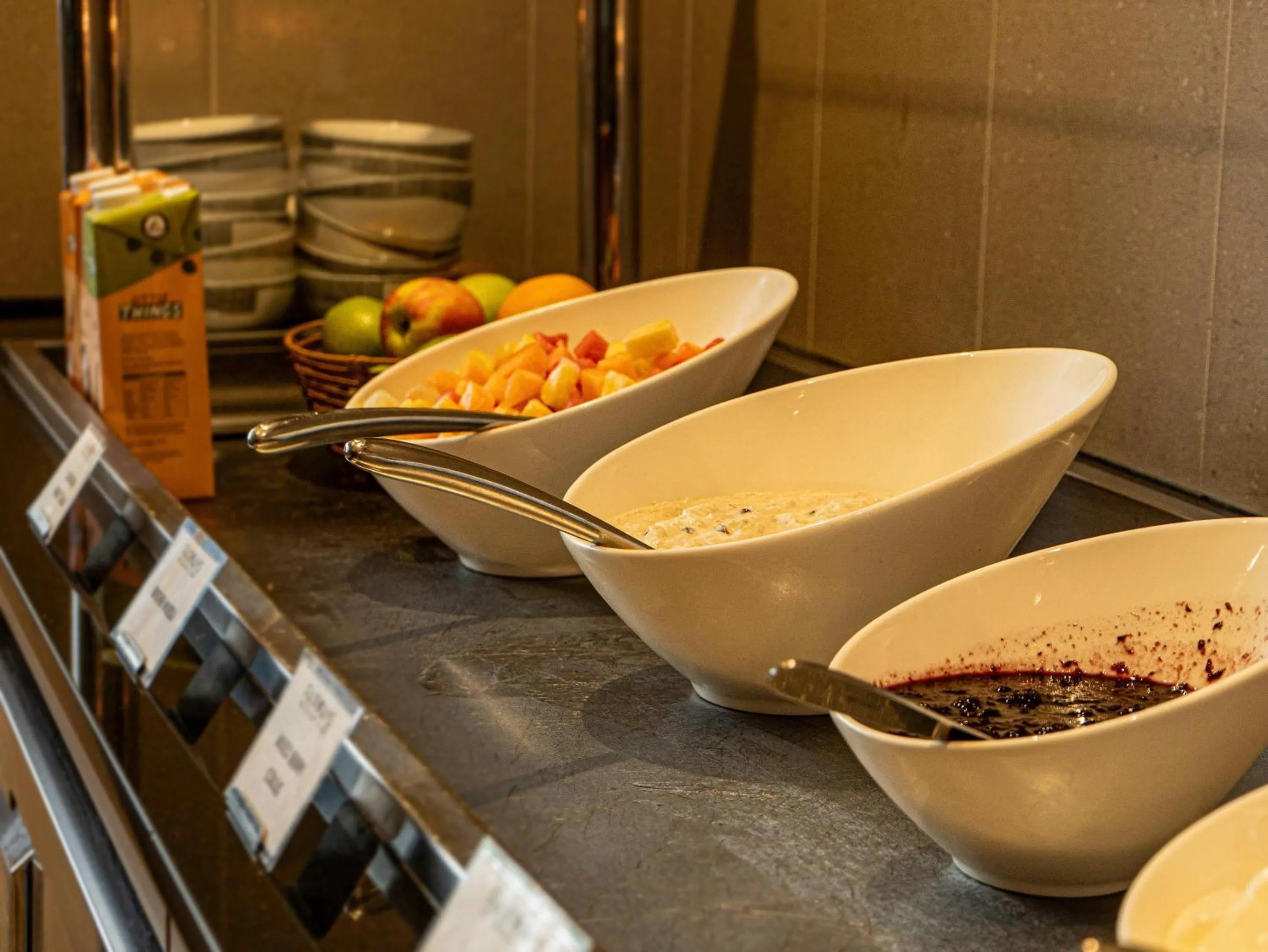 Restaurant/places to eat in Comfort Resort Leura Gardens