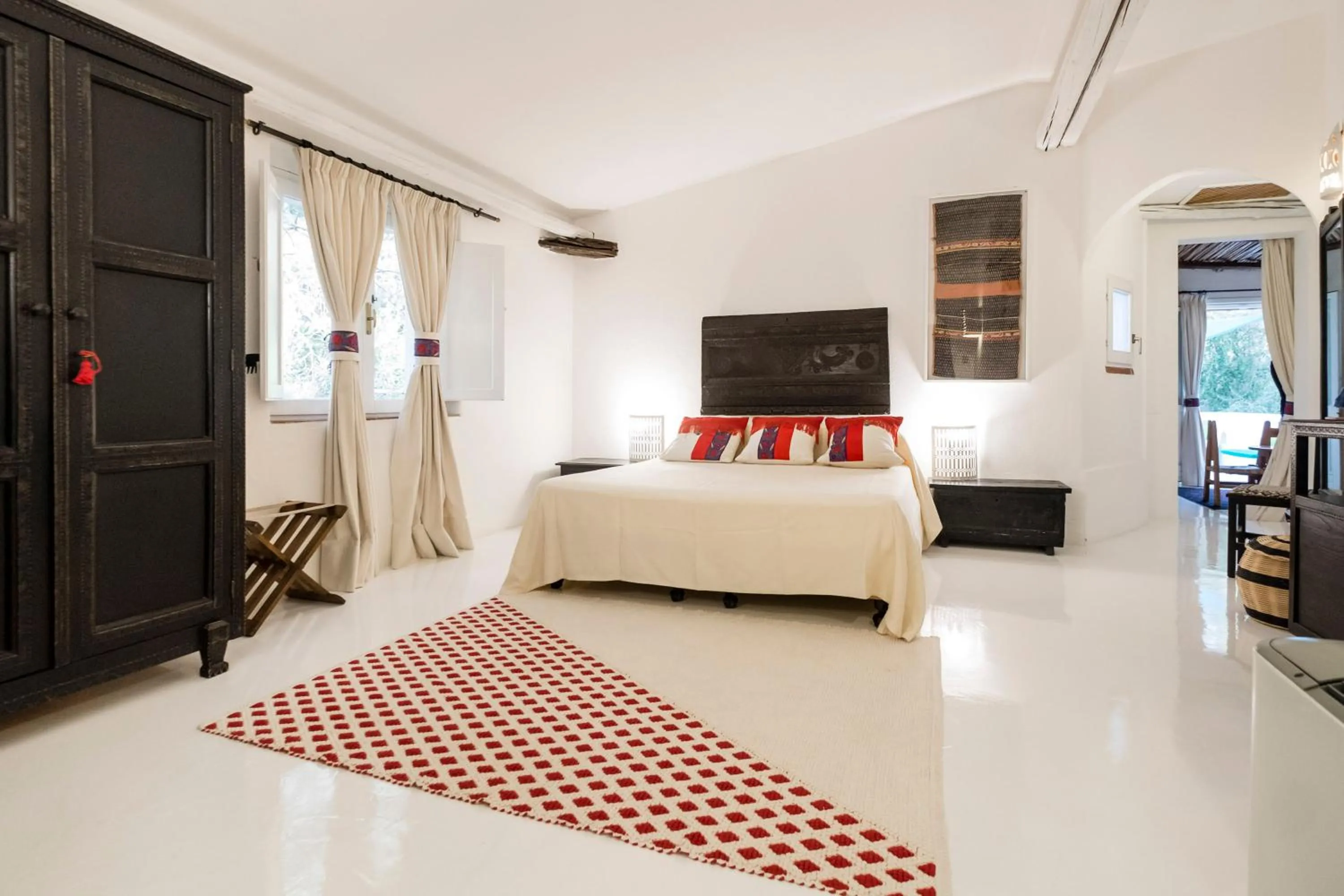 Bed in Su Gologone Experience Hotel