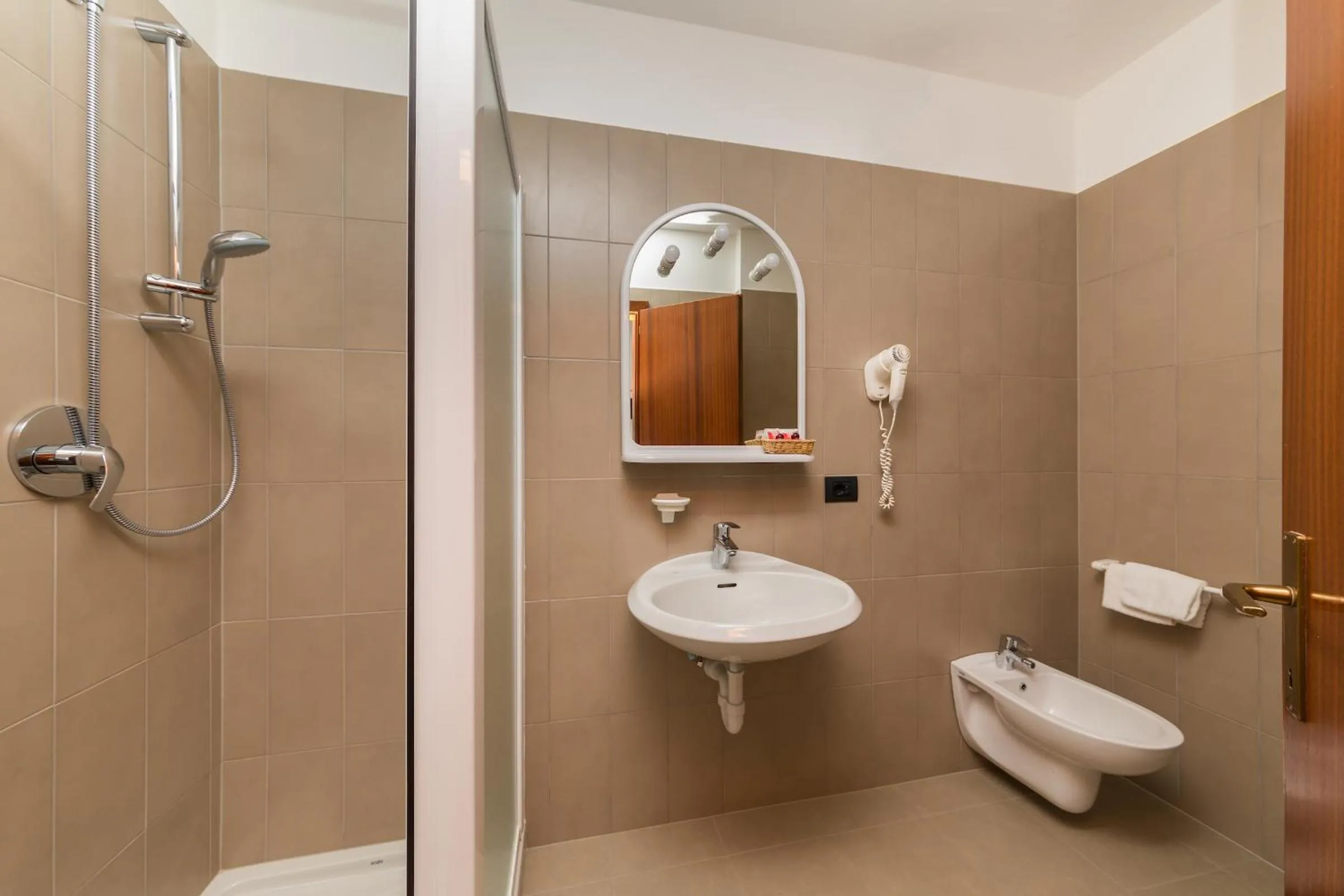 Shower in Brione Green Resort