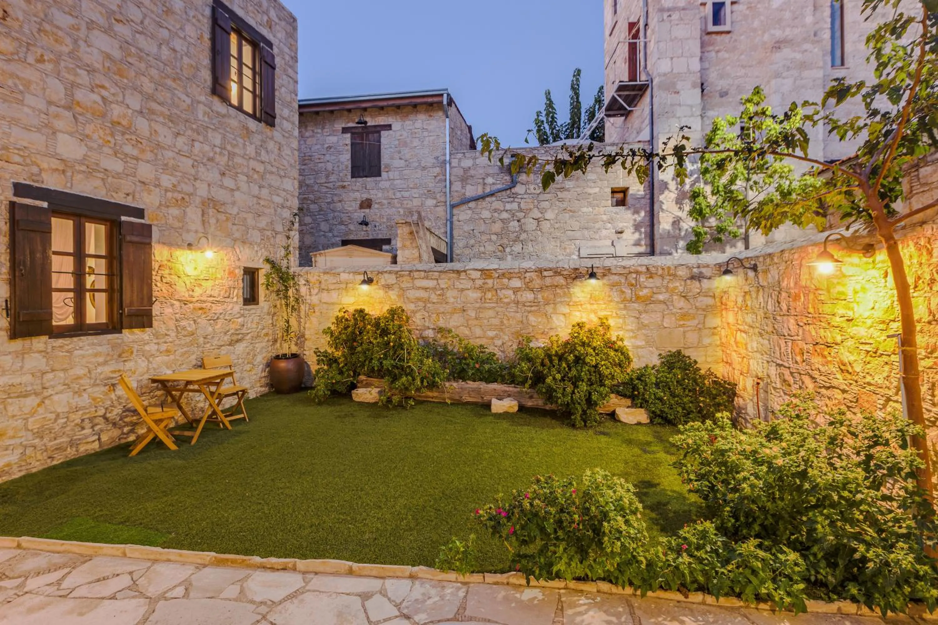 Night in Oinoessa Traditional Boutique Guest Houses