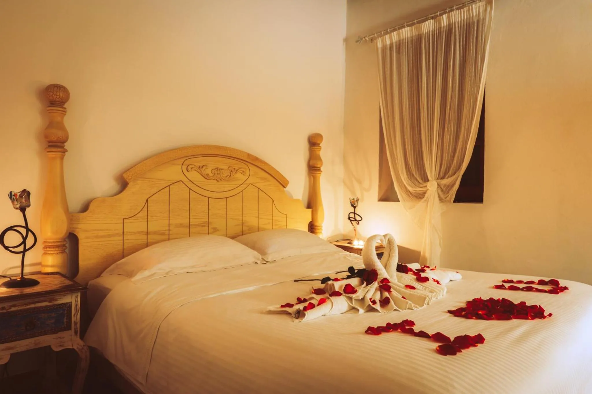 Bed in Oinoessa Traditional Boutique Guest Houses