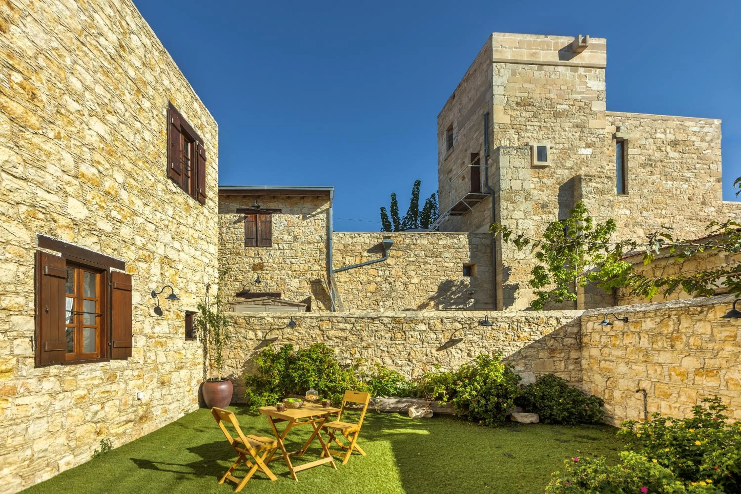 Garden in Oinoessa Traditional Boutique Guest Houses