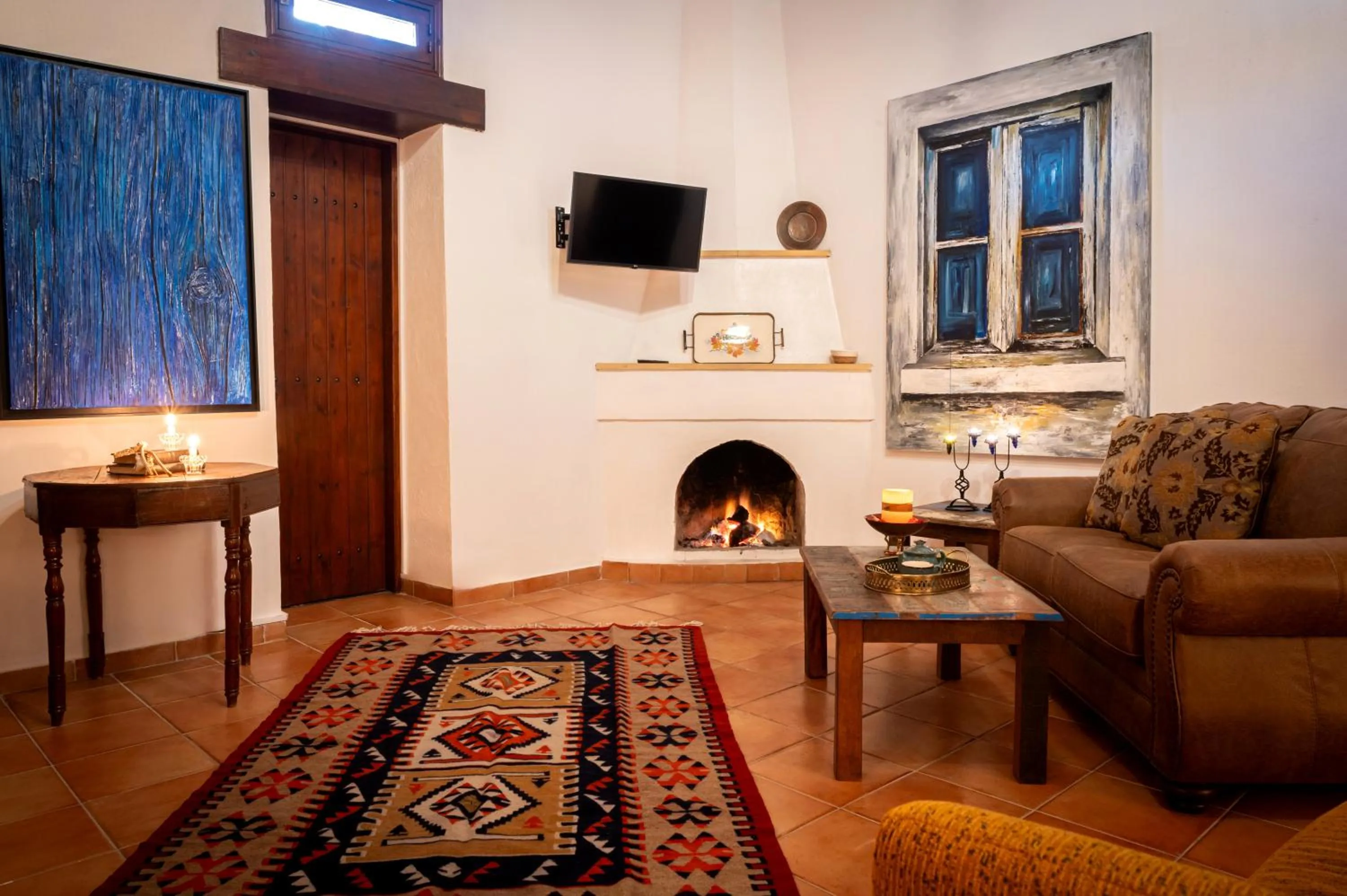 TV and multimedia in Oinoessa Traditional Boutique Guest Houses