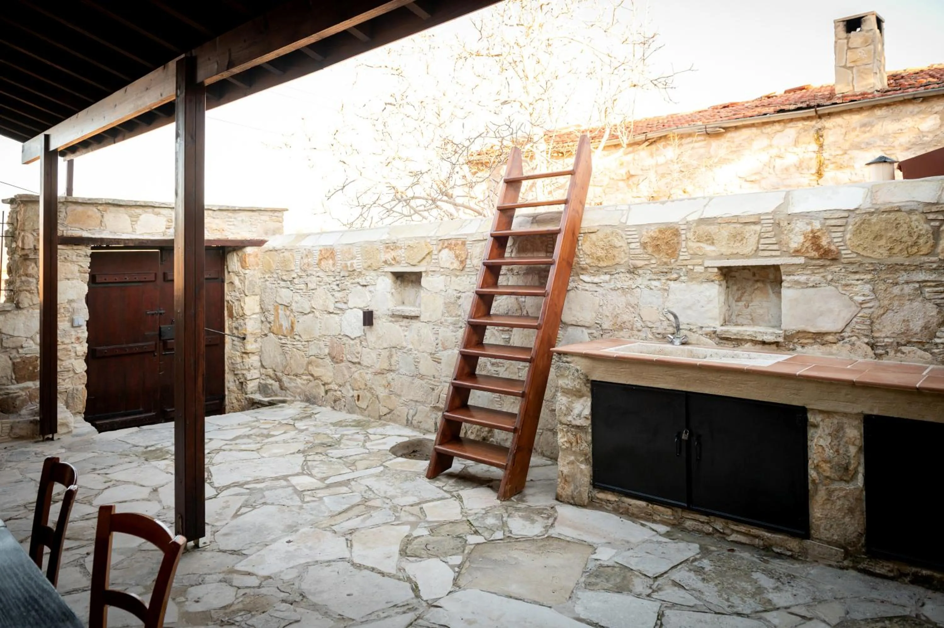 Oinoessa Traditional Boutique Guest Houses