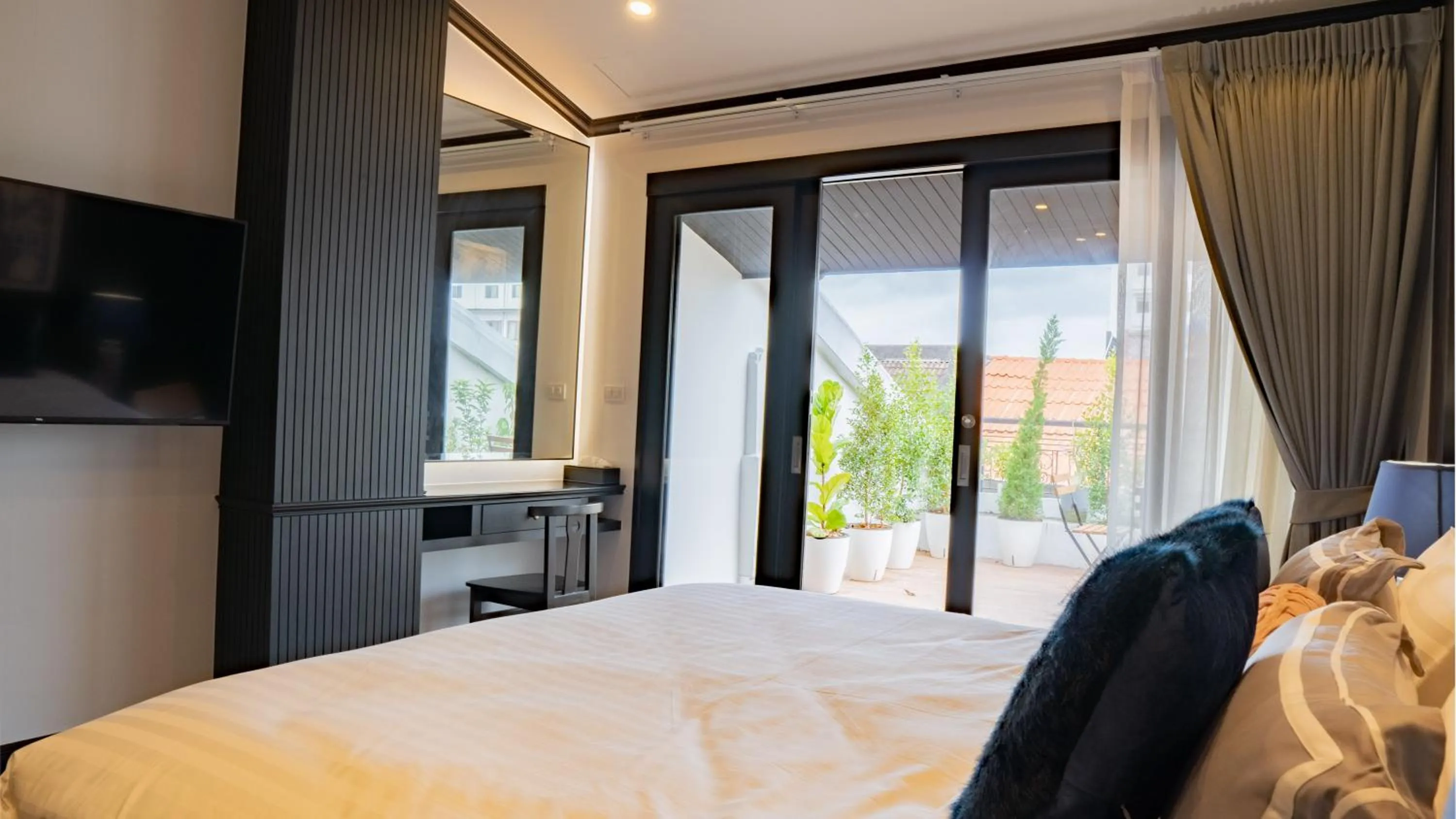 Property building, Bed in BAAN 125 STAY Phuket