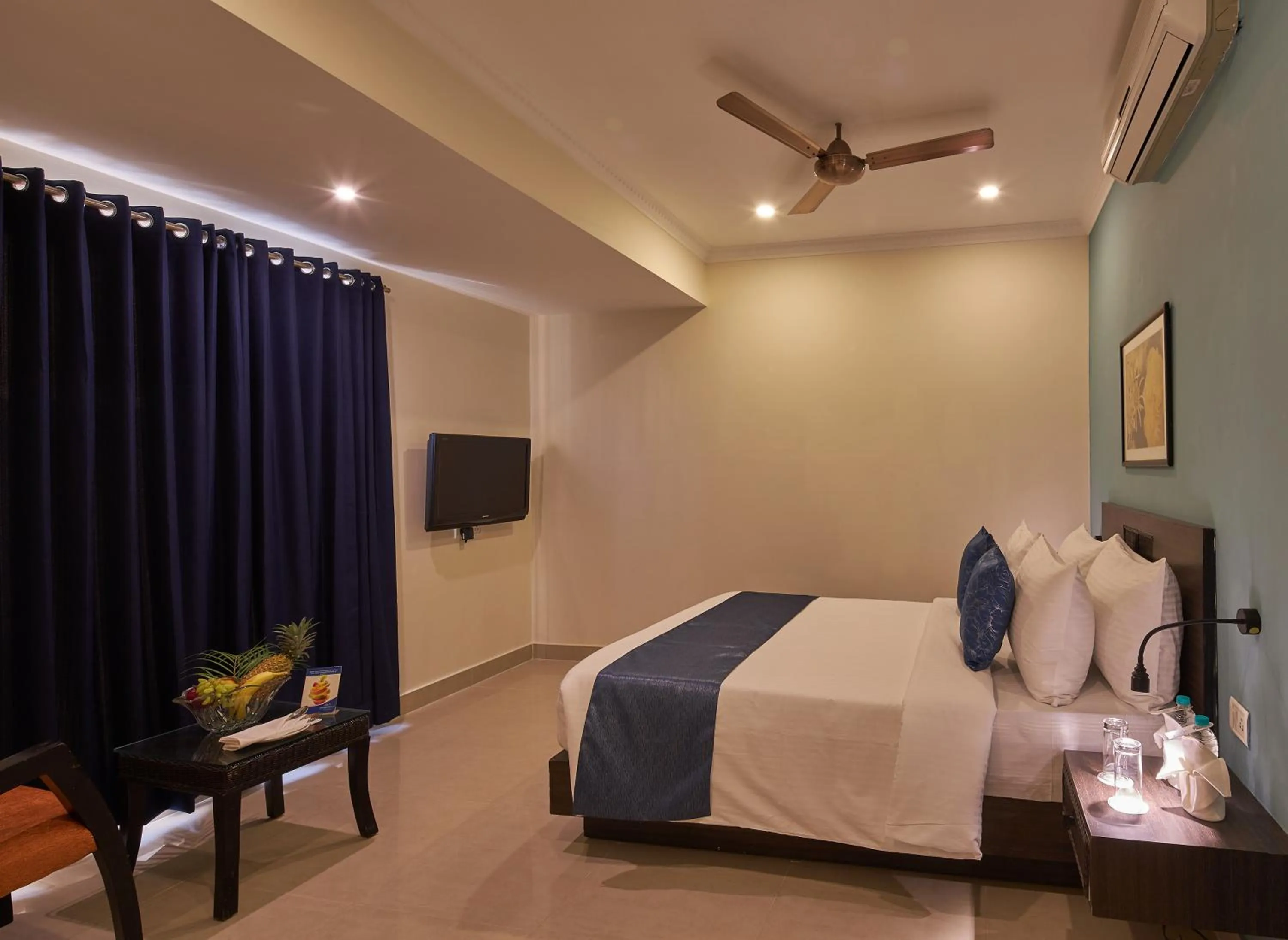 Photo of the whole room, Bed in Tulip Inn Koramangala Bangalore