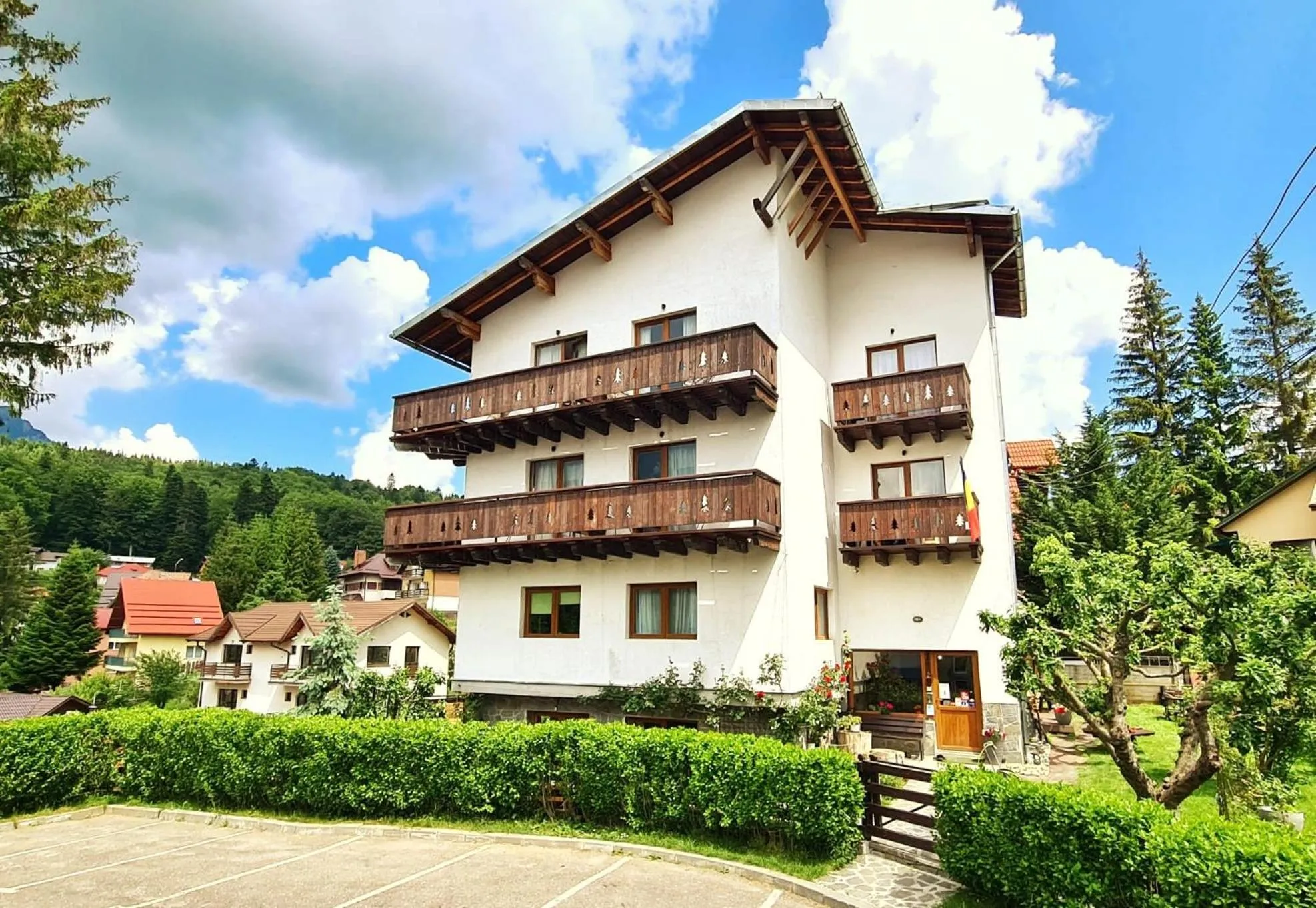 Property building in CASA FLORESCU