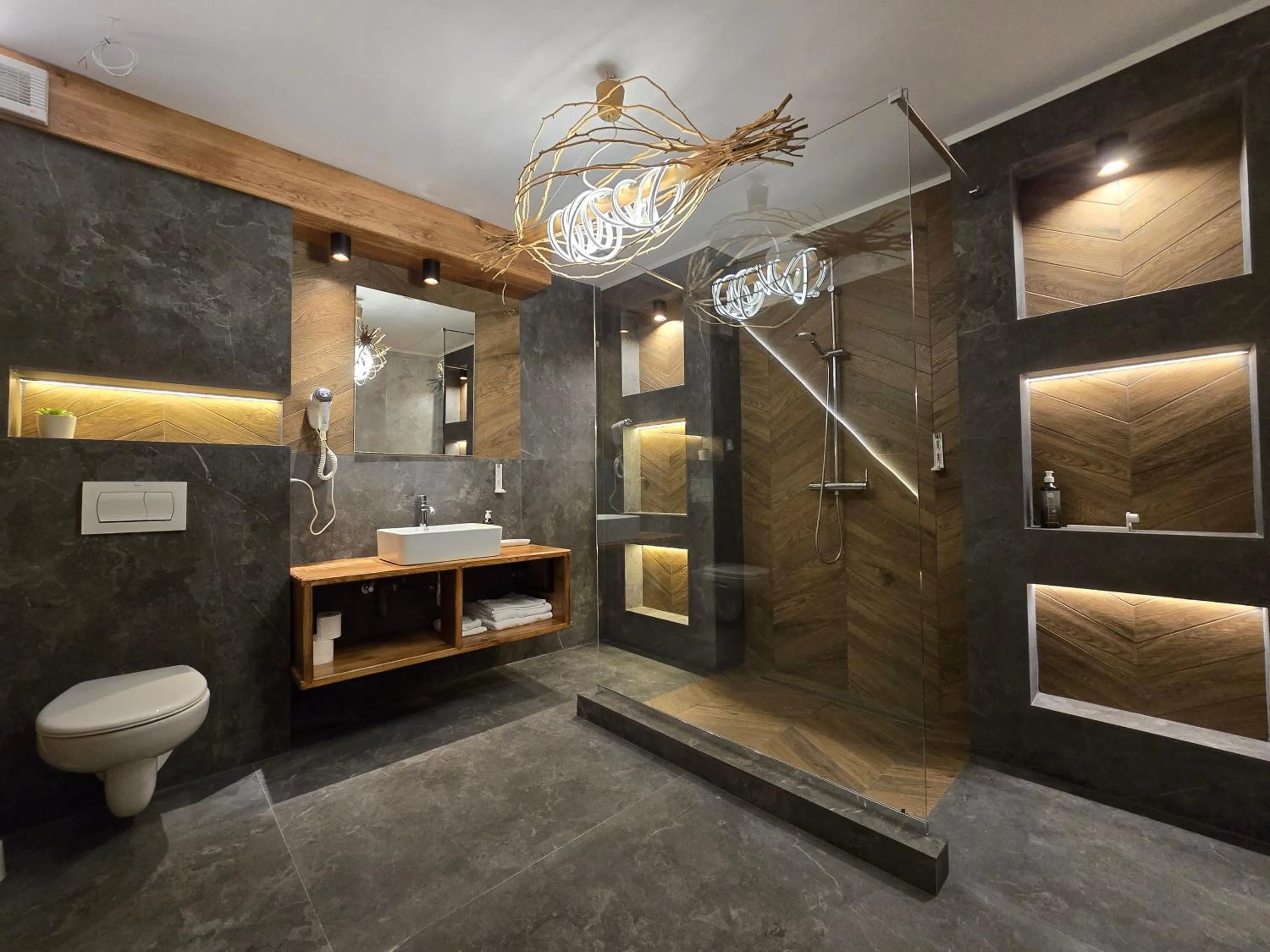 Bathroom in CASA FLORESCU