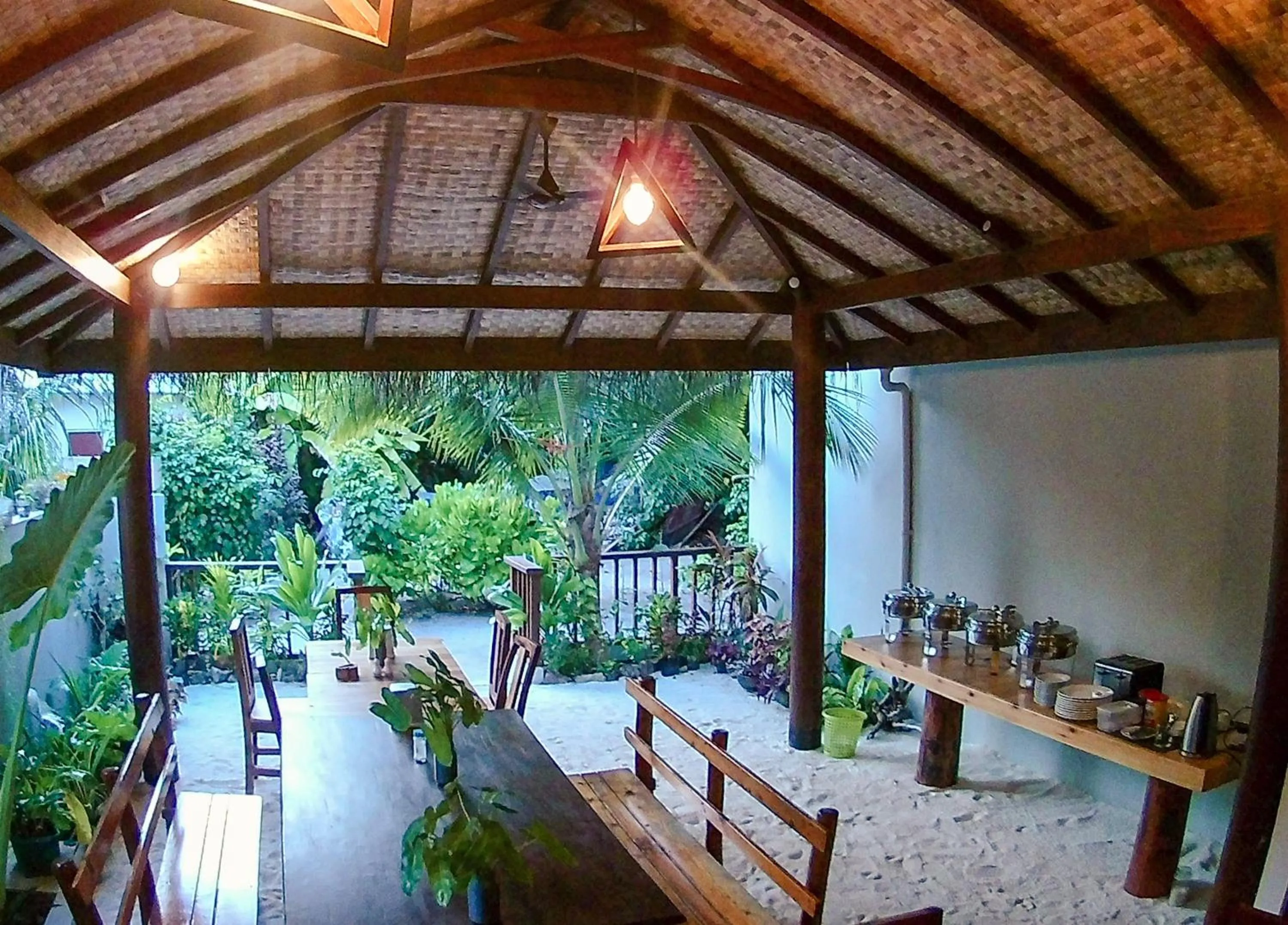 Lobby or reception in Thundi Sea View