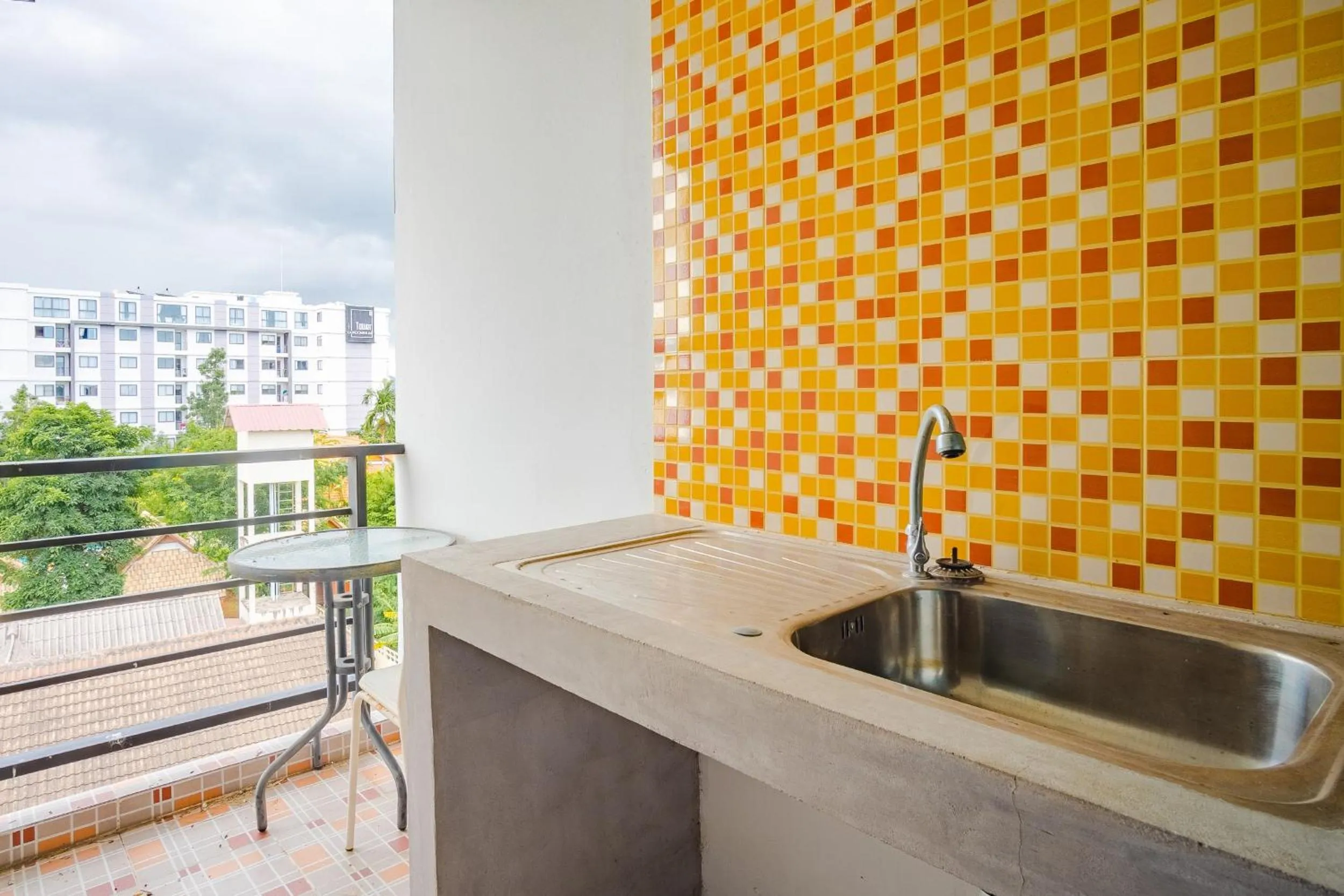 Balcony/Terrace in Phoomjai House