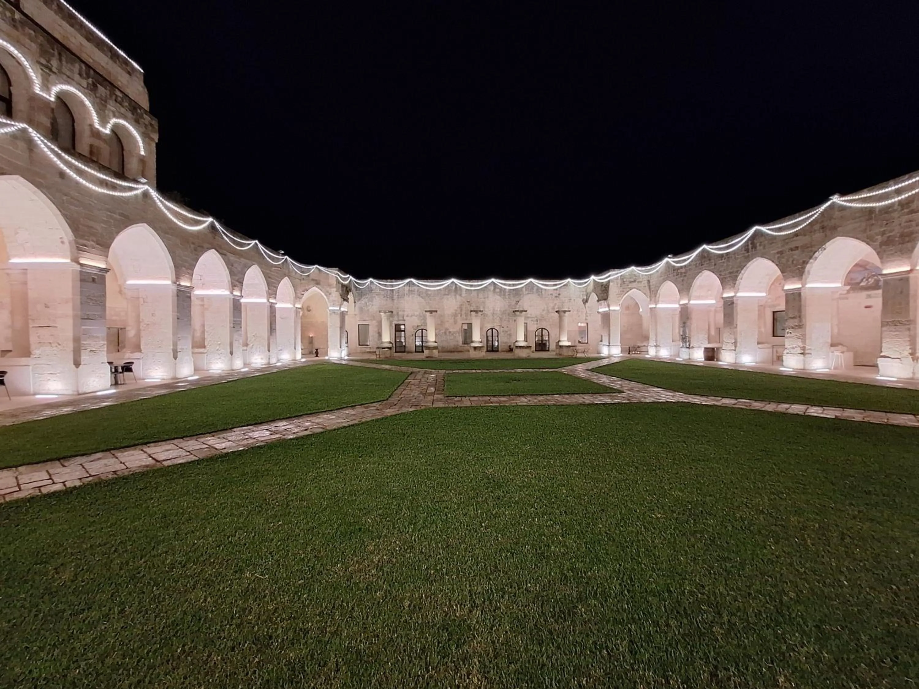 Inner courtyard view in Chiostro dei Domenicani - Dimora Storica