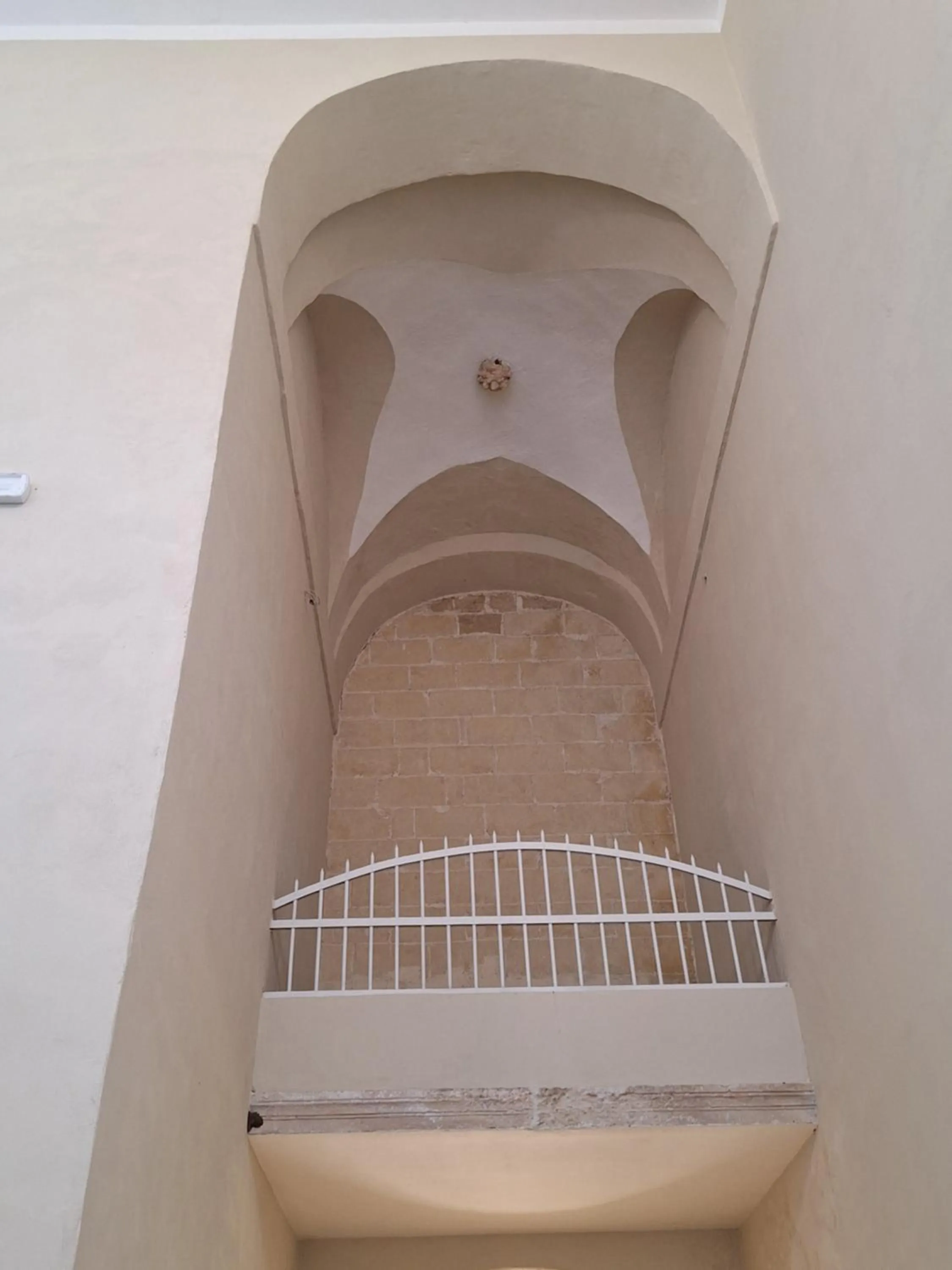 Text overlay in Chiostro dei Domenicani - Dimora Storica