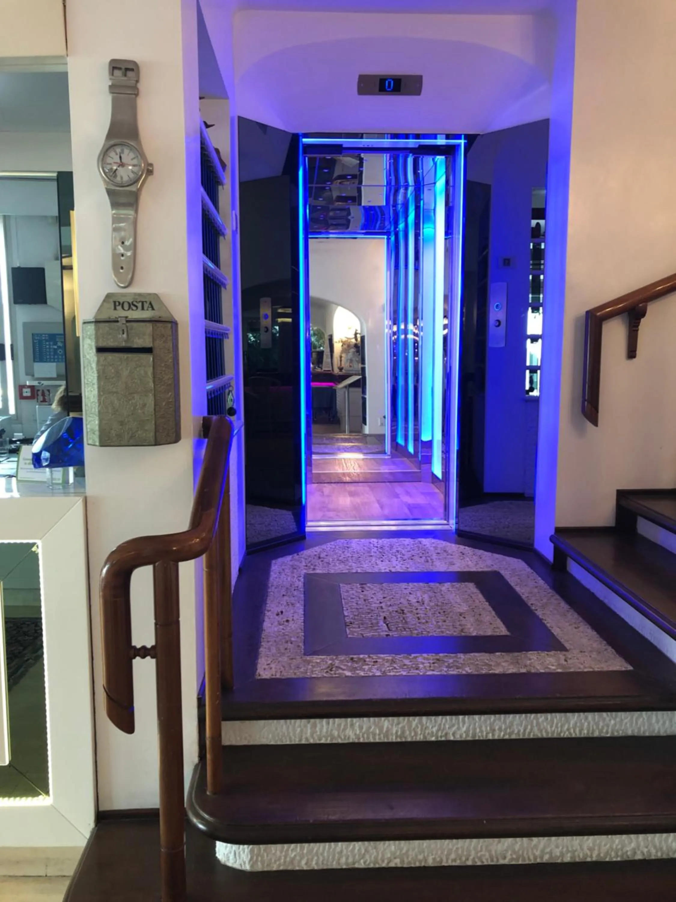 elevator in Hotel Diamond