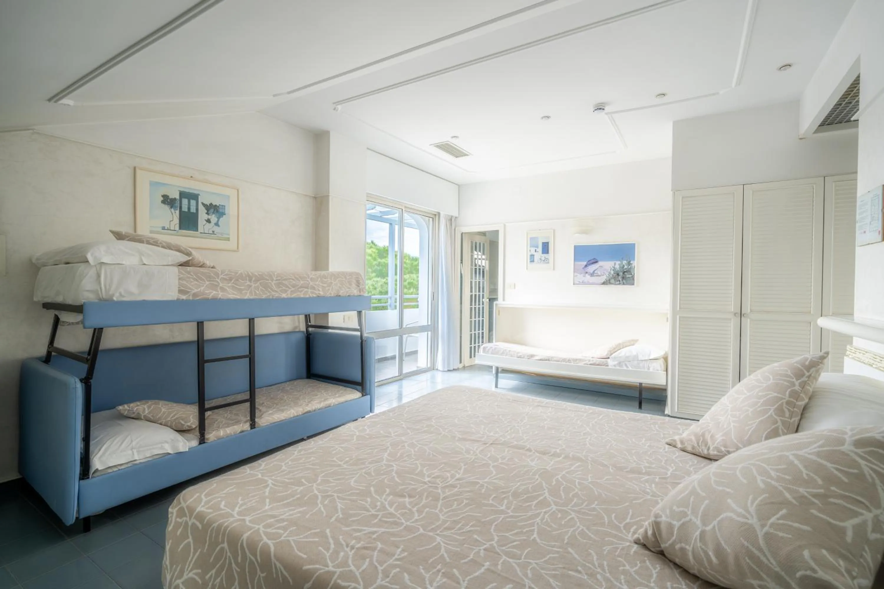 Bedroom in Hotel Diamond