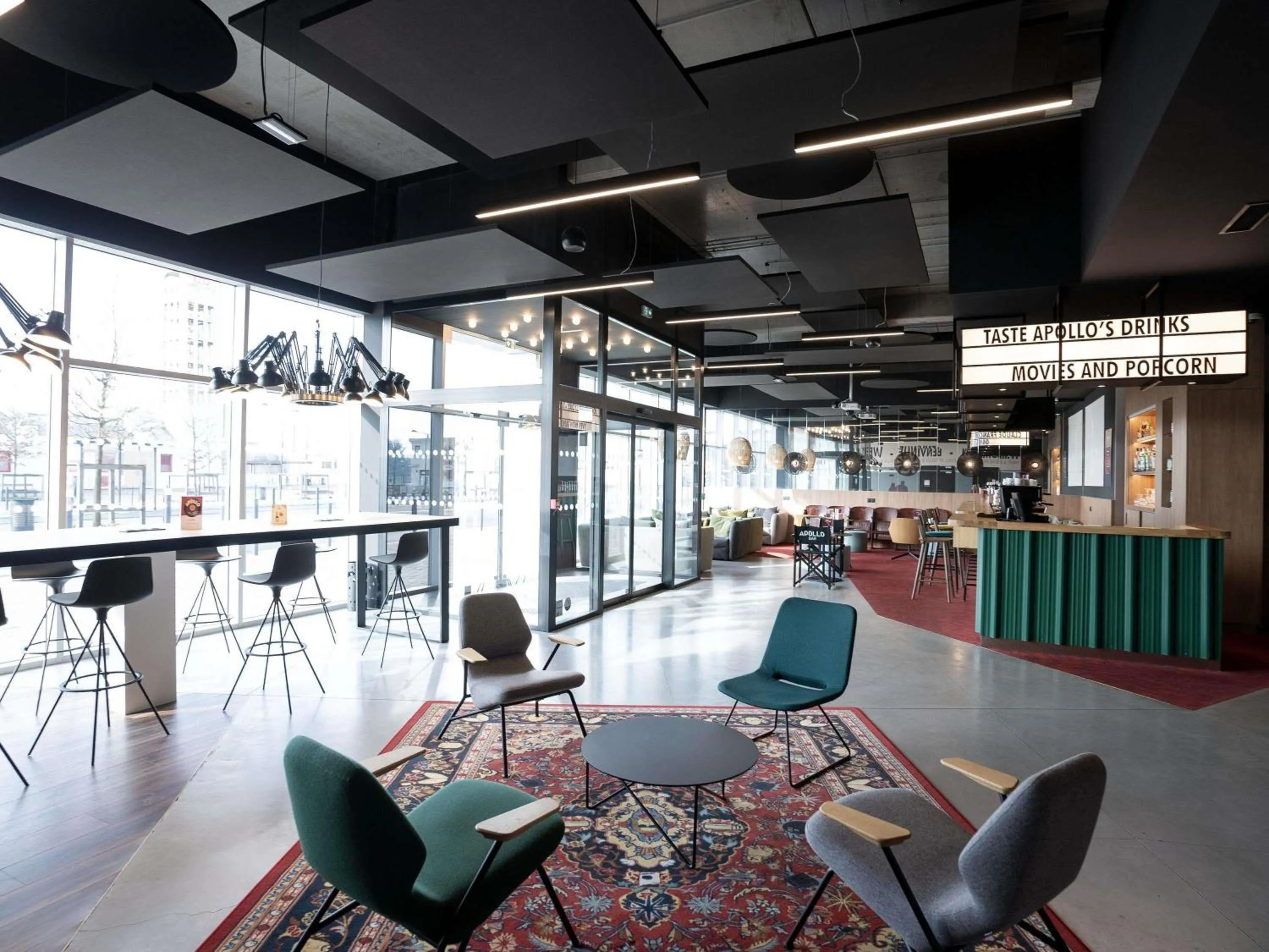 Lounge or bar in ibis Styles Lens Centre Gare