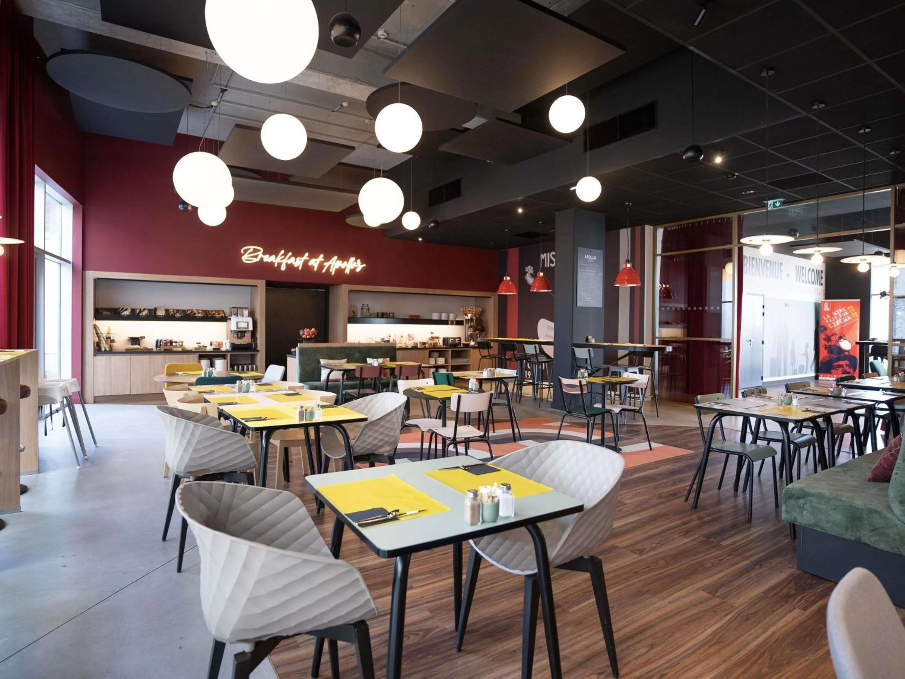 Breakfast in ibis Styles Lens Centre Gare