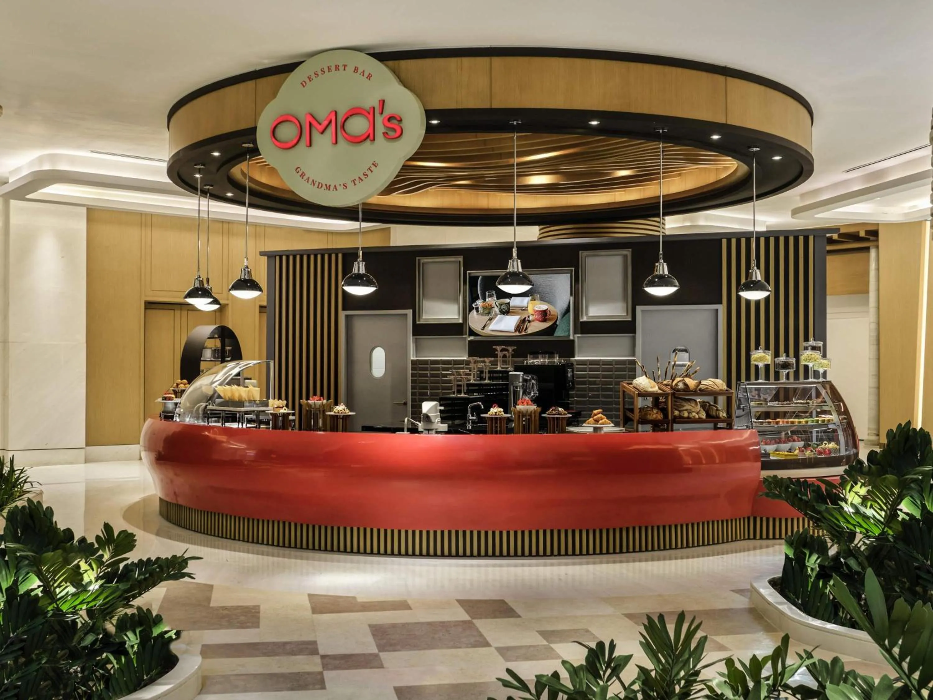 Restaurant/places to eat in Swissôtel Clark Philippines