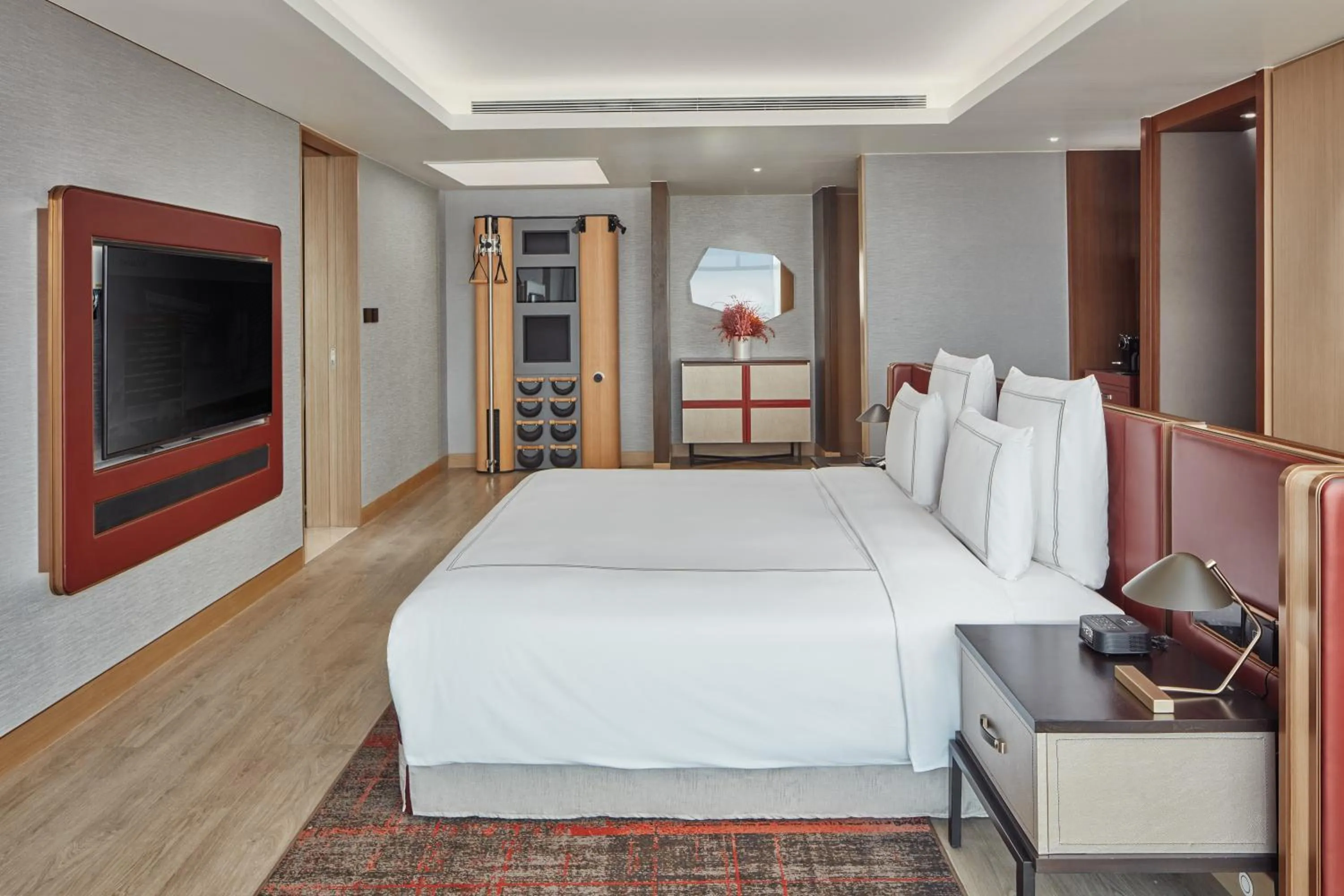 Bedroom, Bed in Swissôtel Clark Philippines