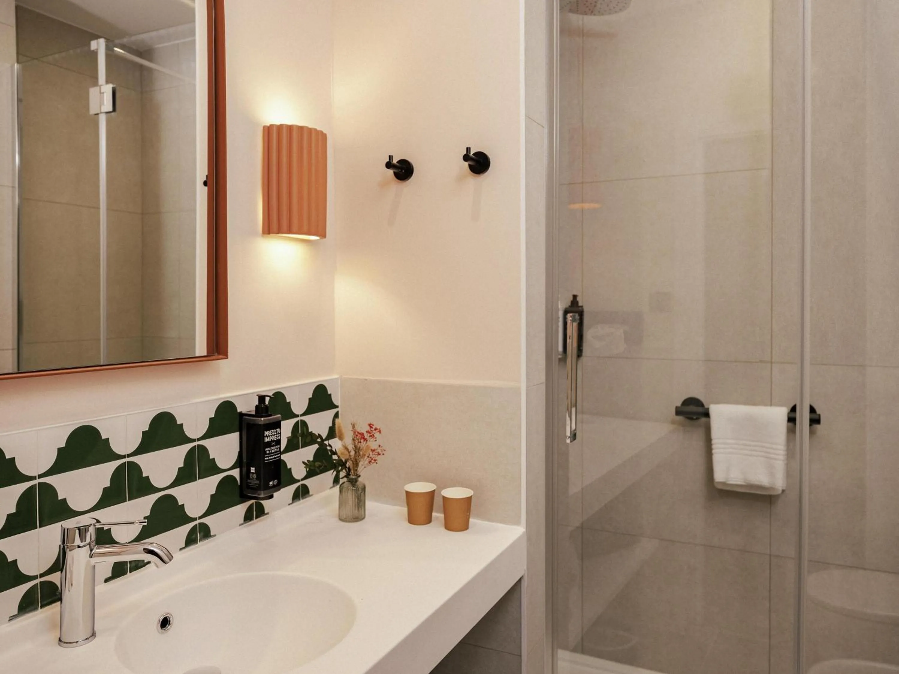 Bedroom in Ibis Styles Sevilla City Santa Justa