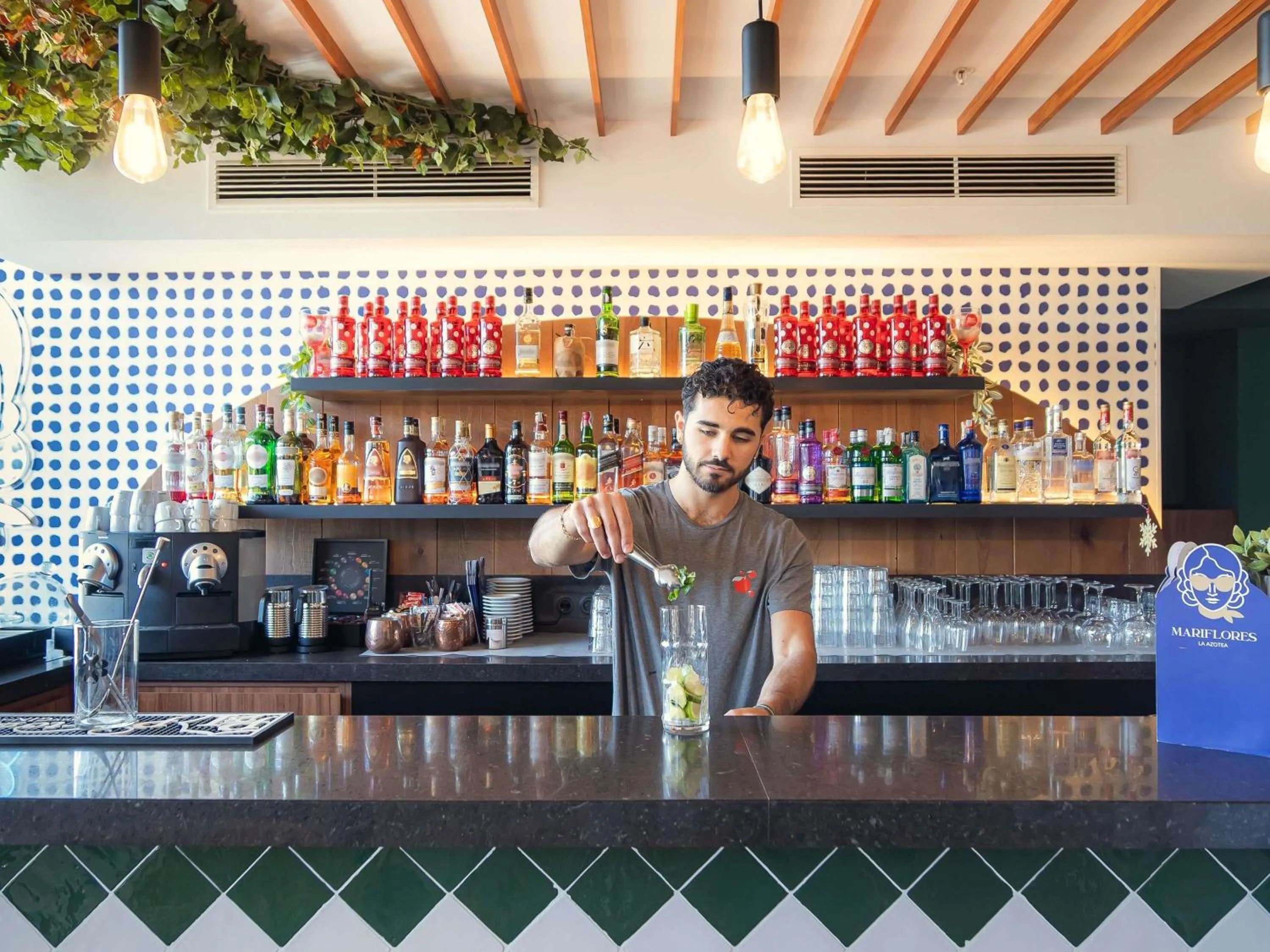 Lounge or bar in Ibis Styles Sevilla City Santa Justa