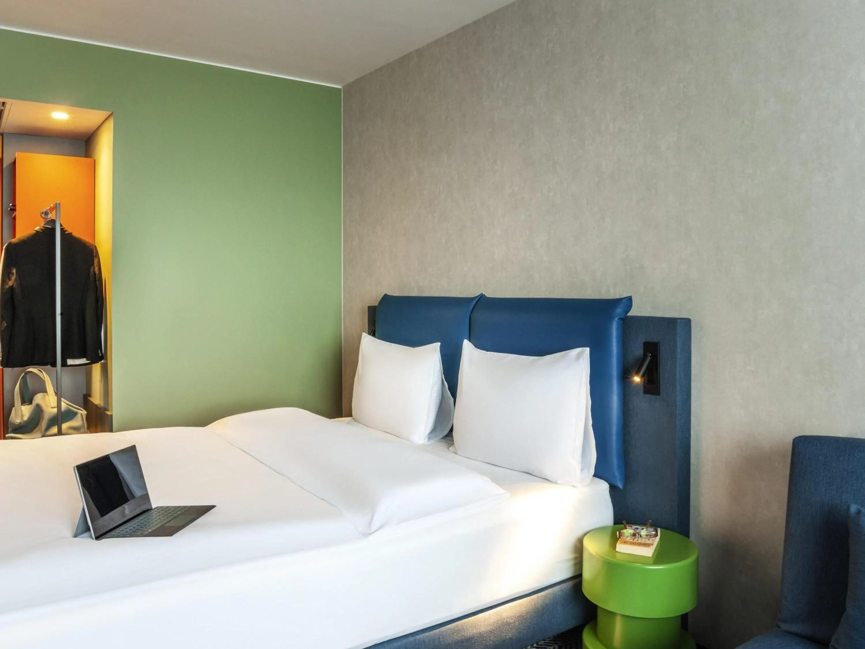 Bedroom, Bed in ibis Styles St Margrethen Bodensee