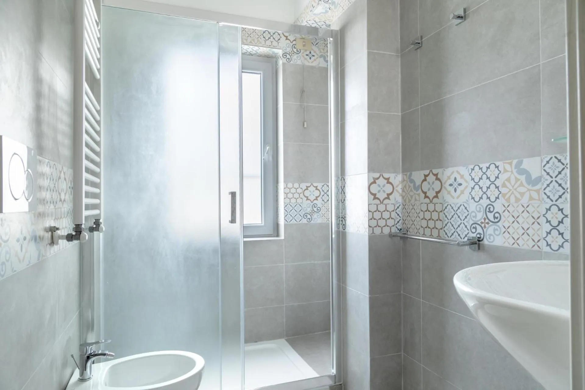 Toilet in Hotel Aurora