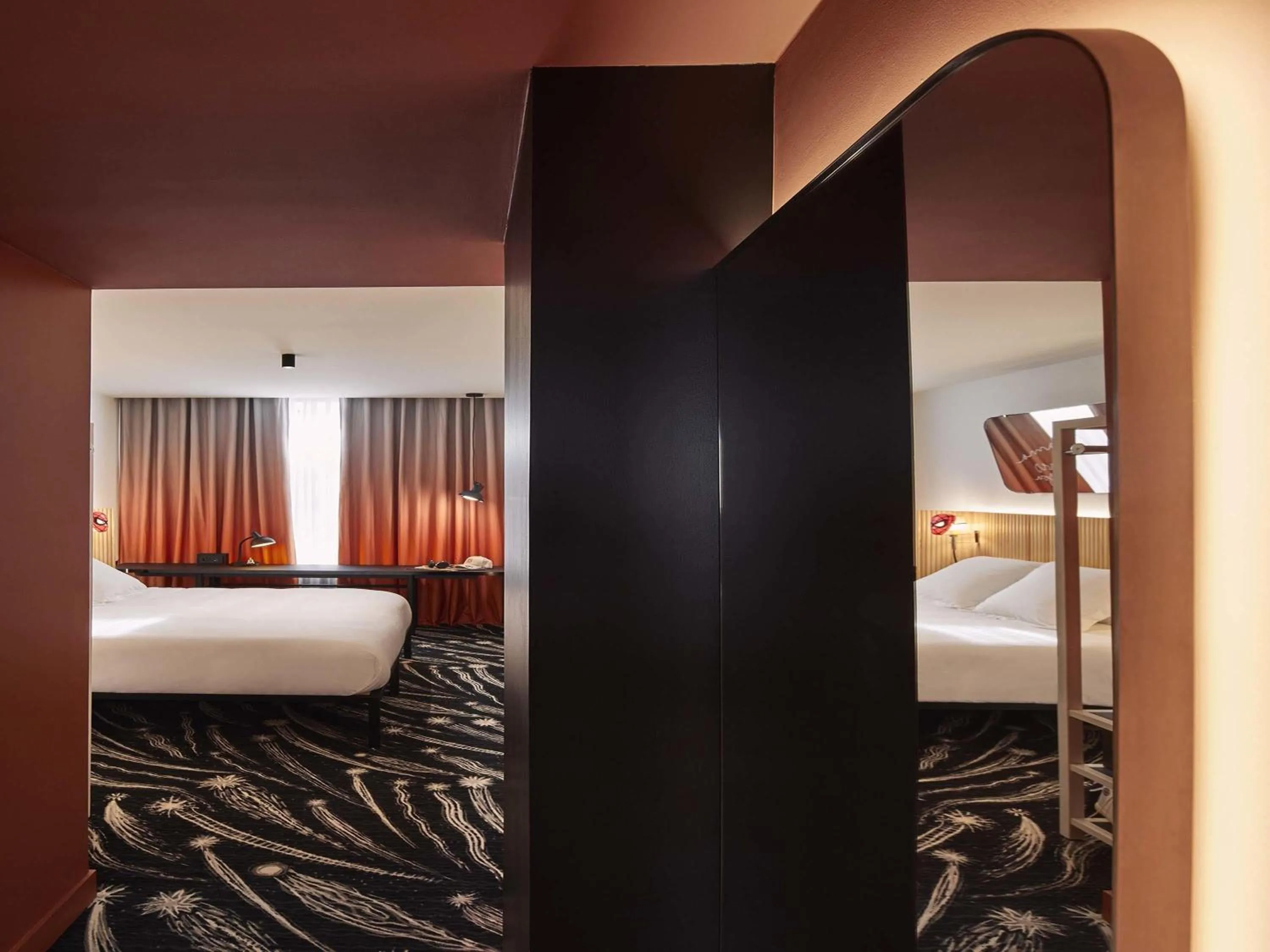 Bedroom, Bed in Mama Shelter Paris La Défense