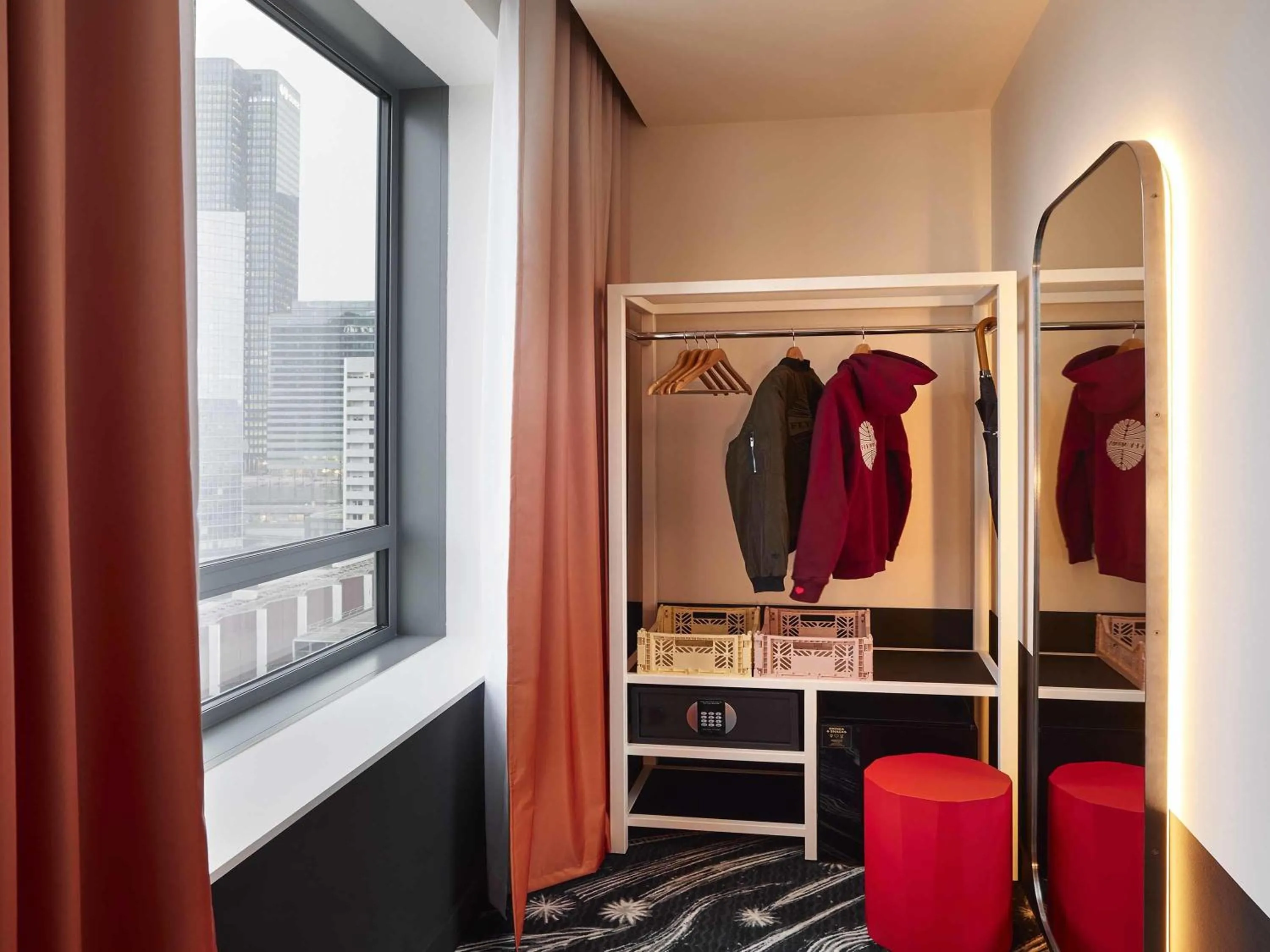 Bedroom, Bed in Mama Shelter Paris La Défense