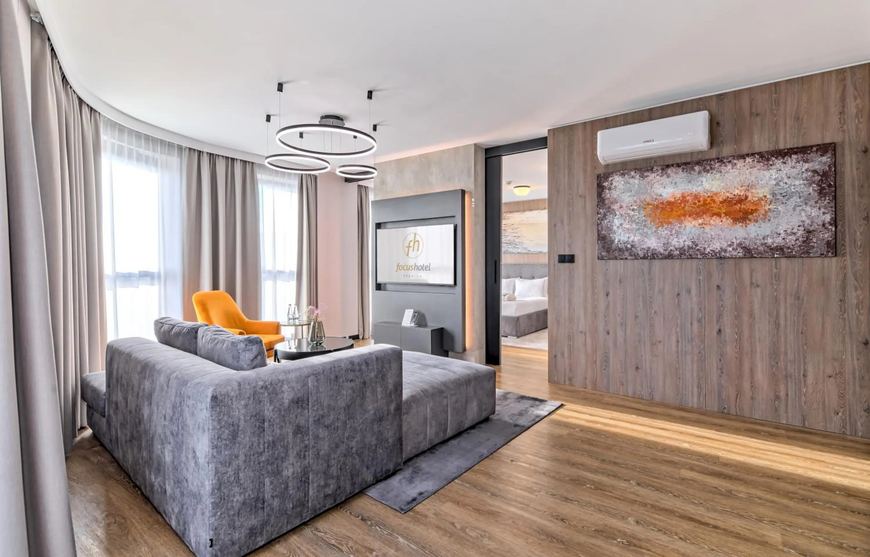 Seating area, Bed in Focus Hotel Premium Warszawa