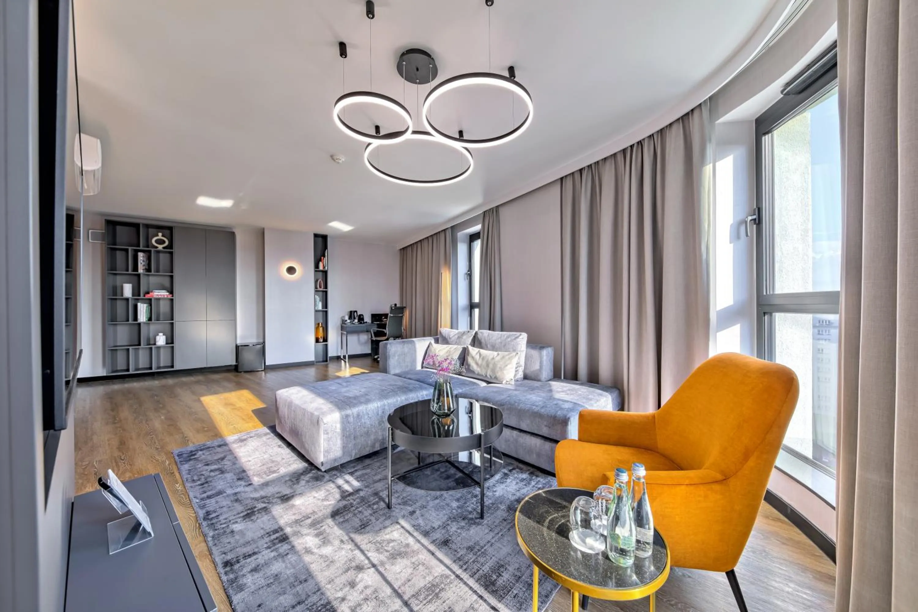 Seating area in Focus Hotel Premium Warszawa