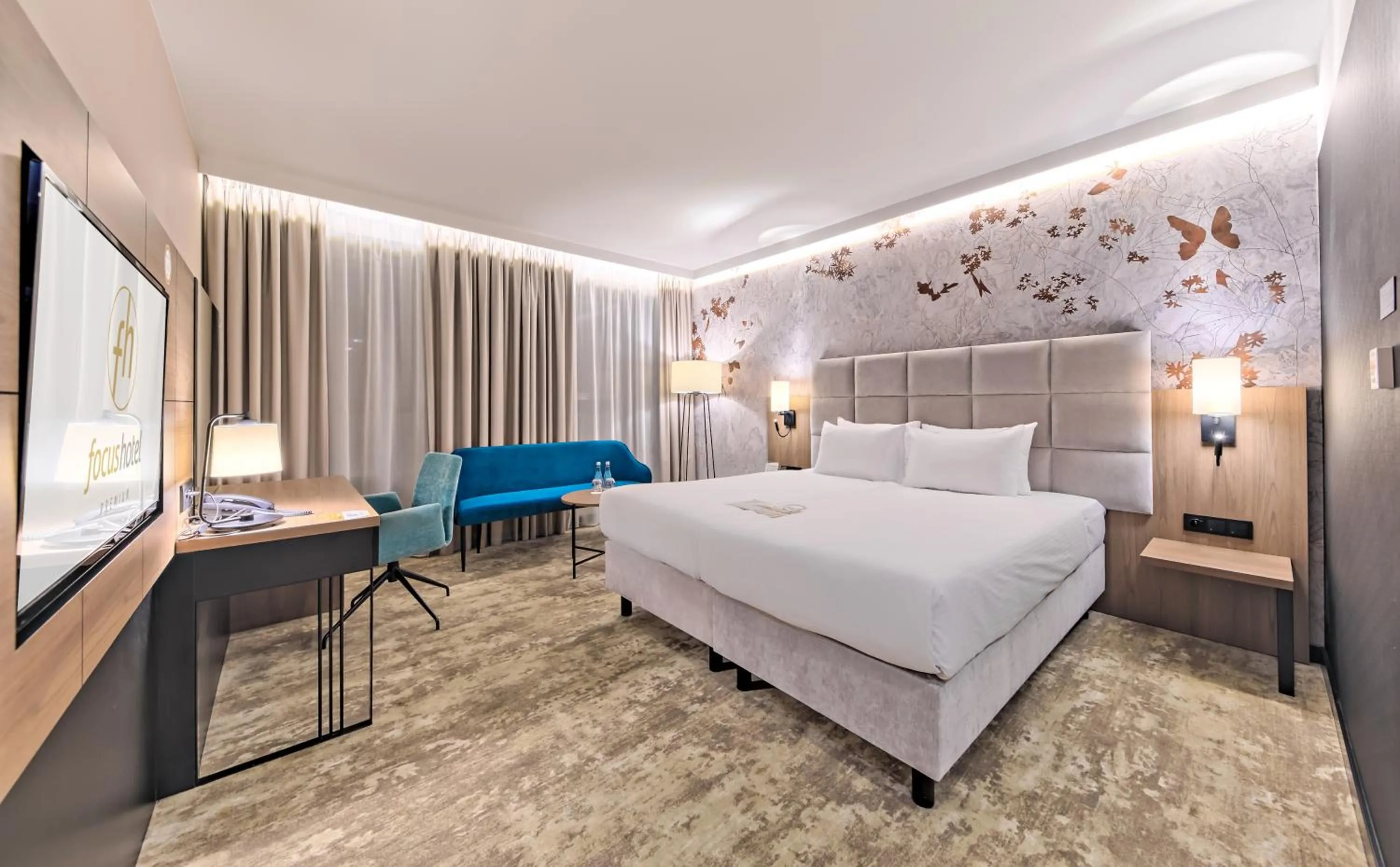 Photo of the whole room, Bed in Focus Hotel Premium Warszawa