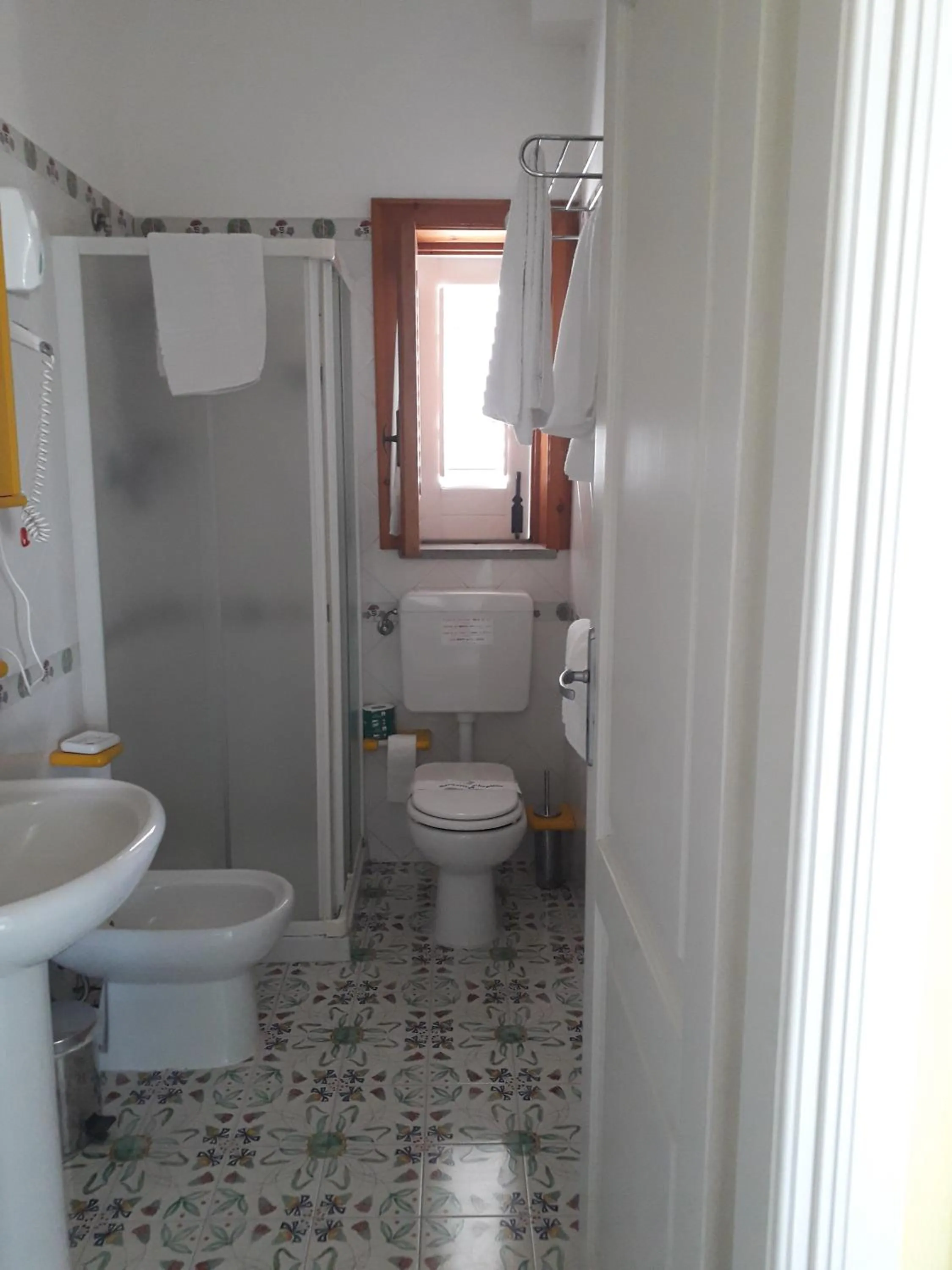 Bathroom in Hotel Residence Mendolita