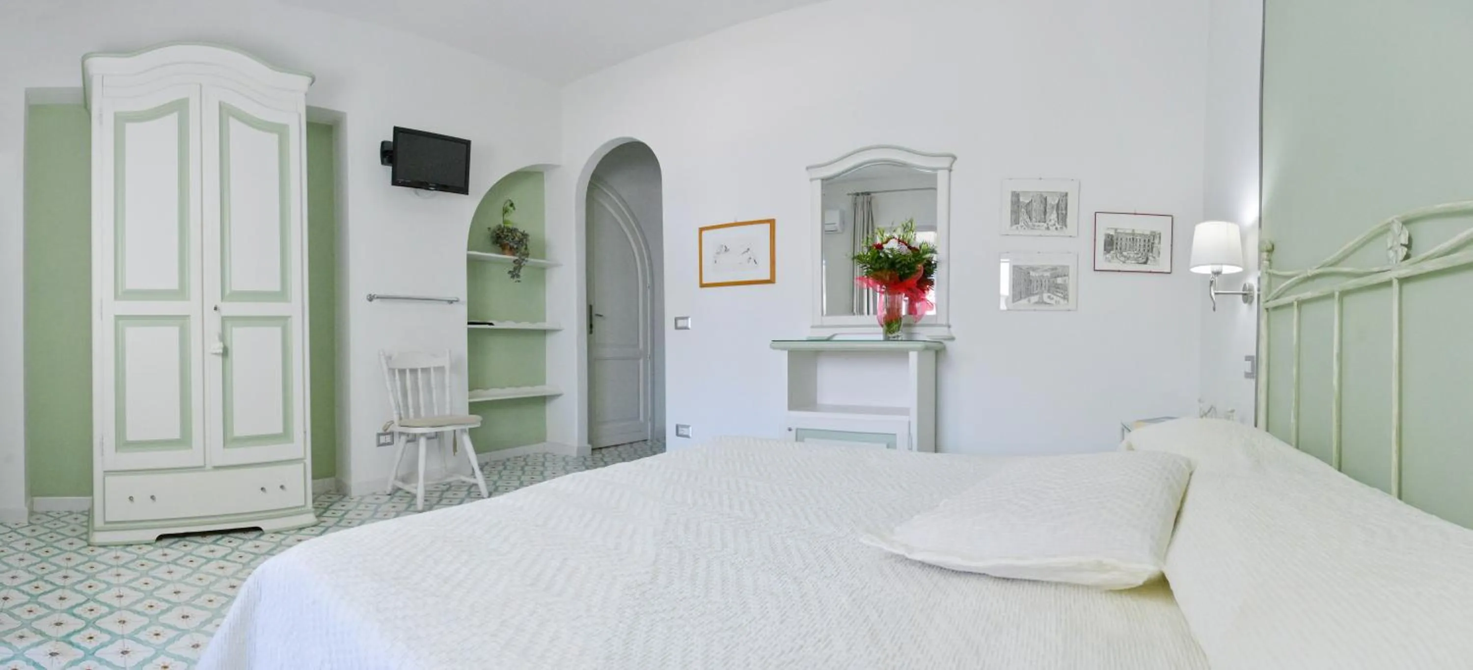 Photo of the whole room, Bed in Hotel Residence Mendolita