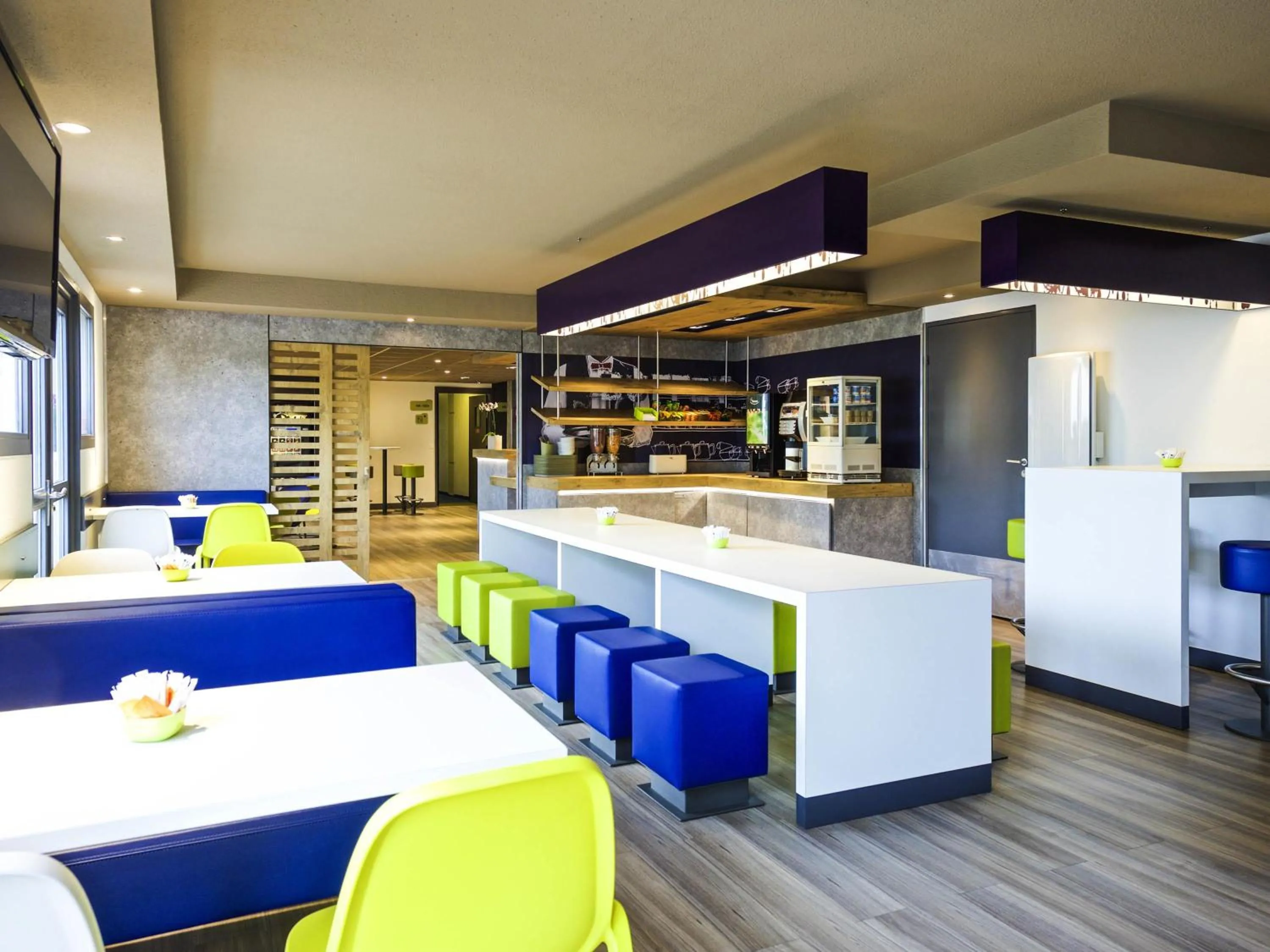 Breakfast in ibis Budget Pau Est