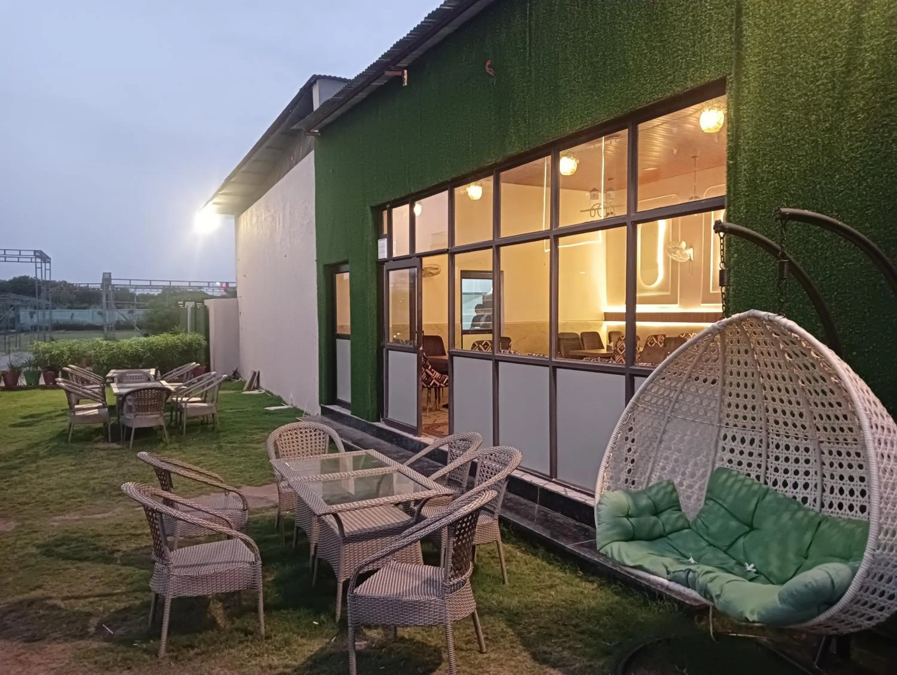 Restaurant/places to eat in The Govindam Resort