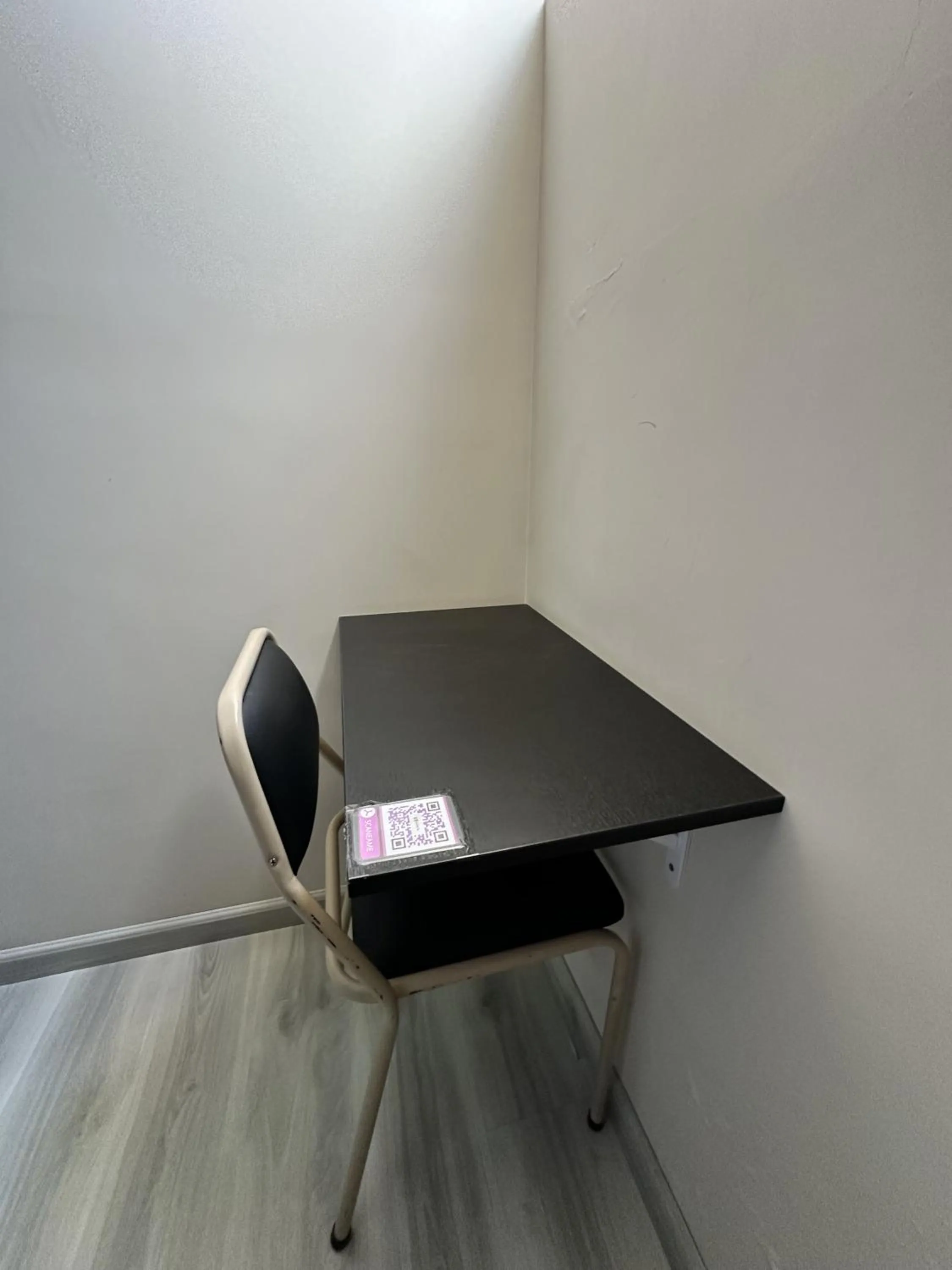 Seating area in Hotel Versailles