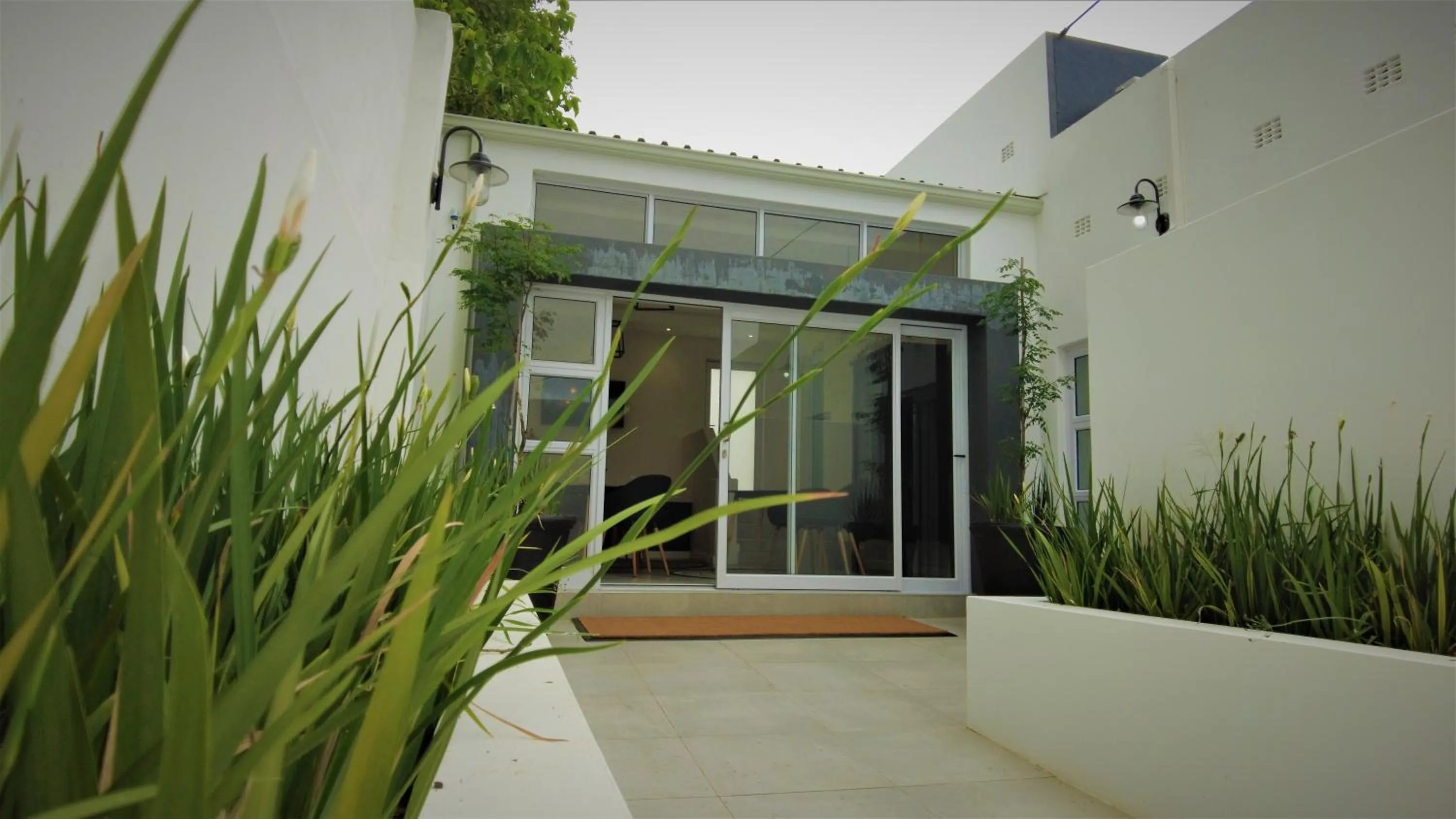 Property building in The Executive Bed and Breakfast