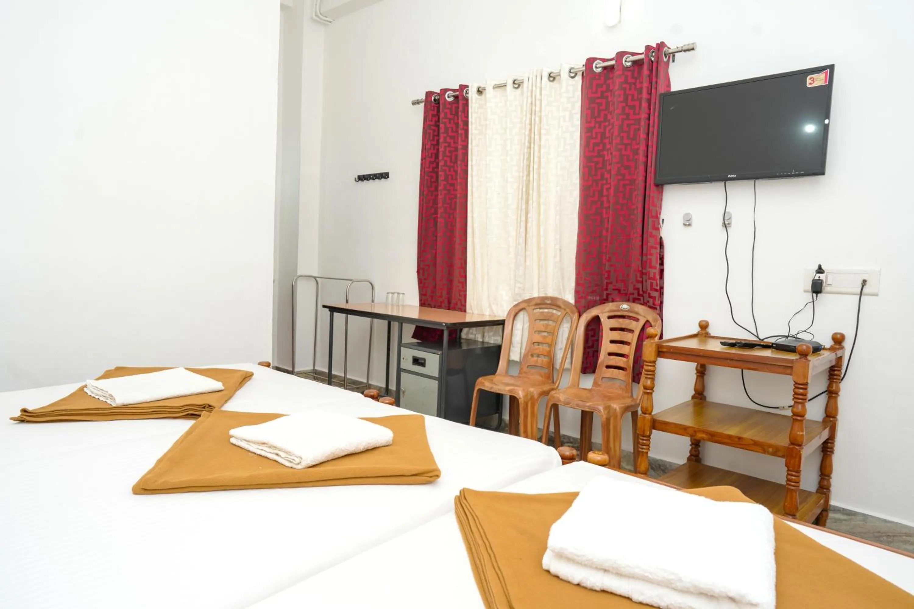 Bed in Green Valley Residency