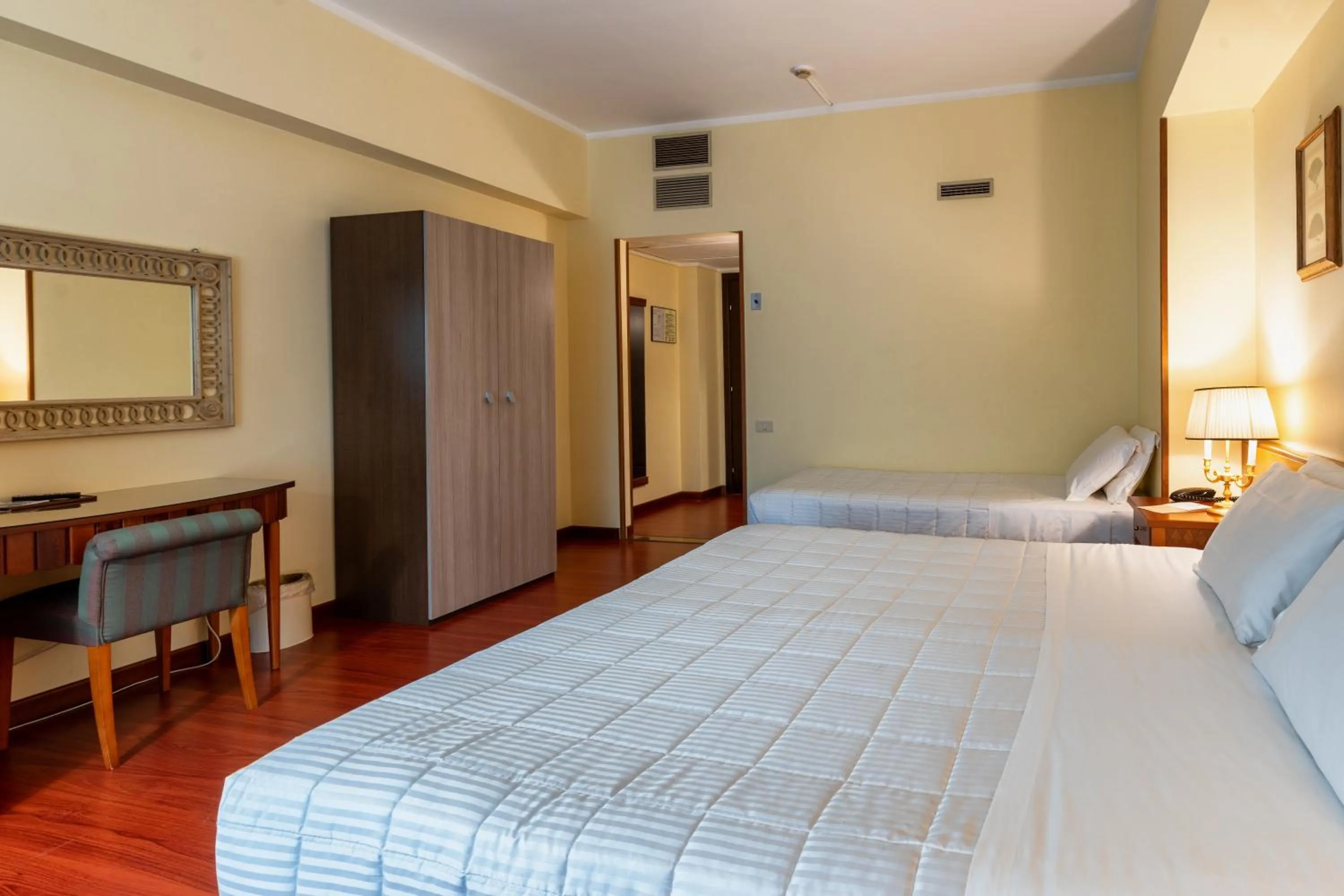 Bed in Hotel Royal Palace