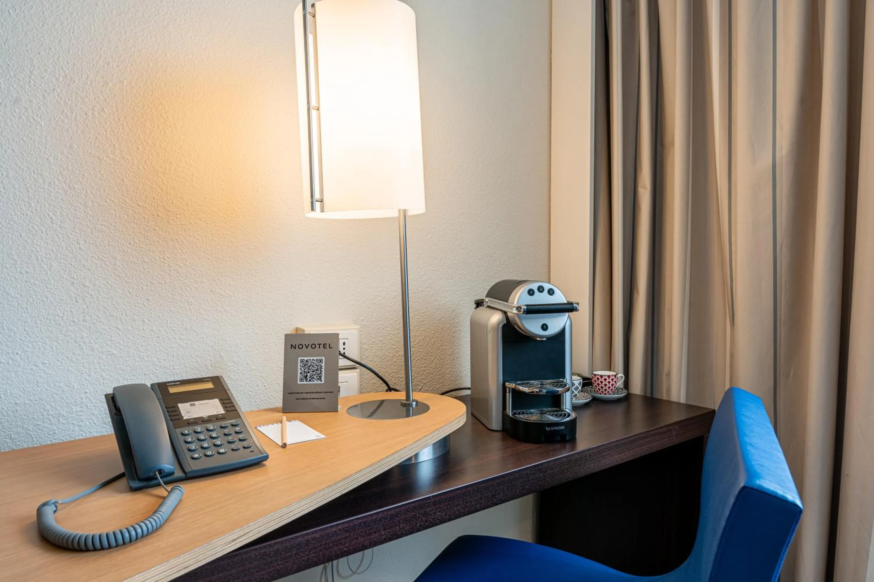 Bedroom in Novotel Roma Est