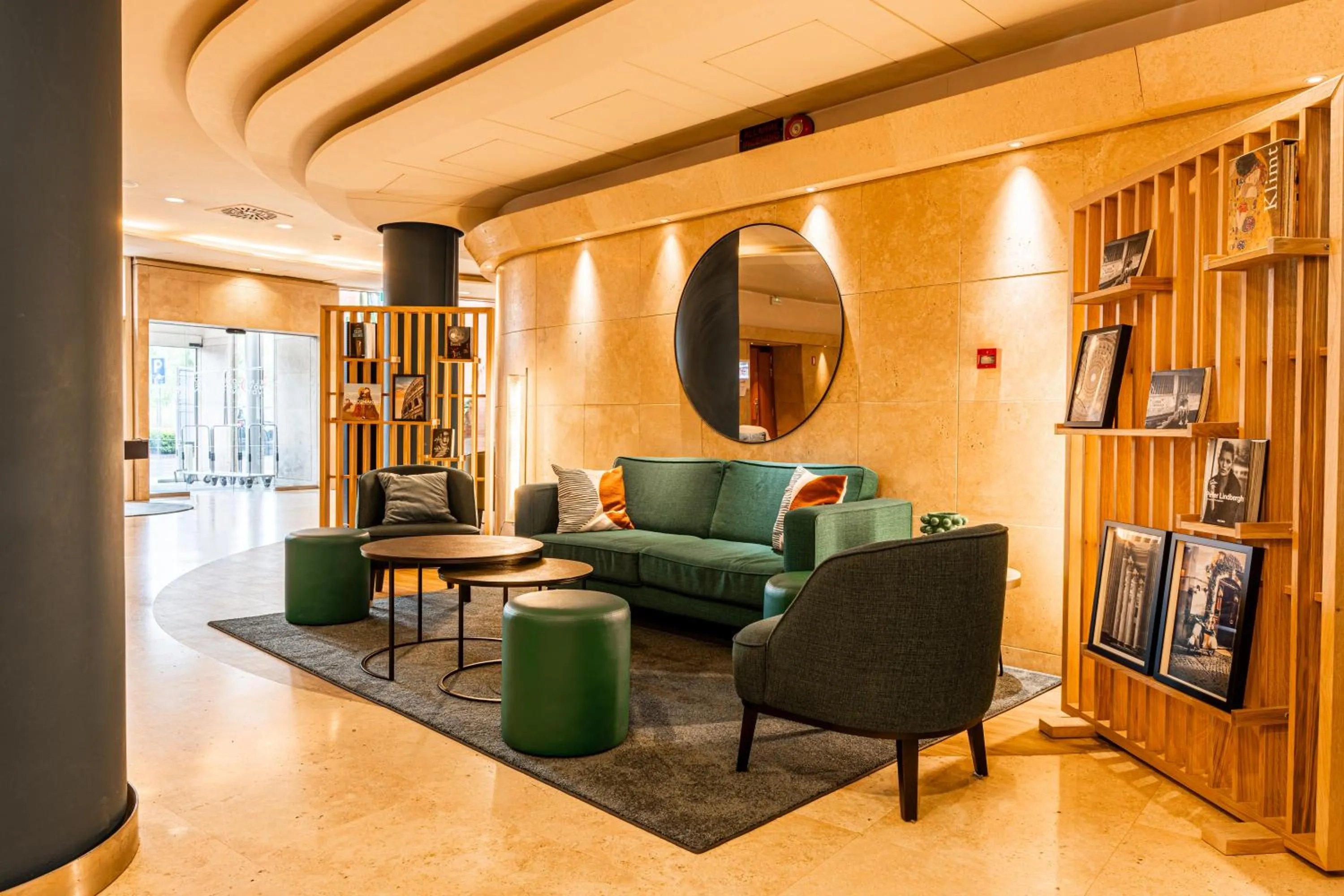 Living room in Novotel Roma Est