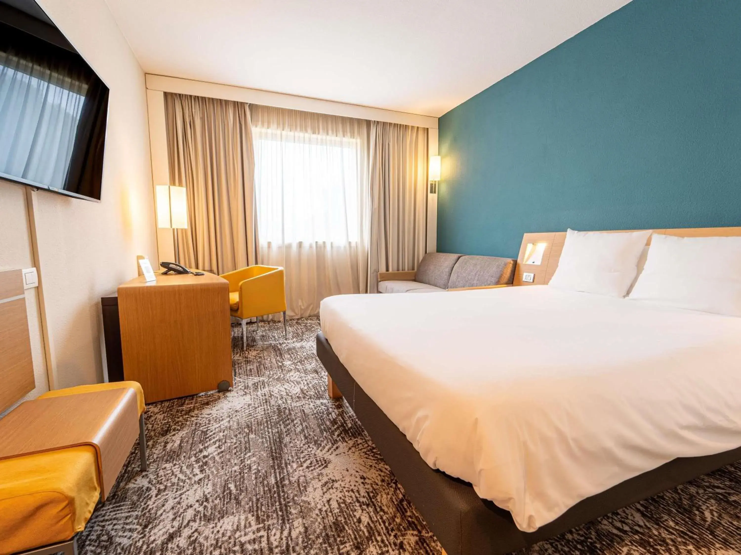Superior Room - single occupancy in Novotel Roma Est Superior Room - single occupancy in Novotel Roma Est
