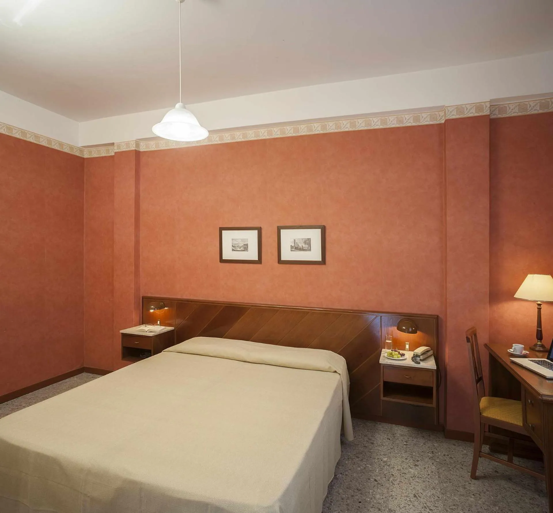 Bed in Villa Dei Misteri