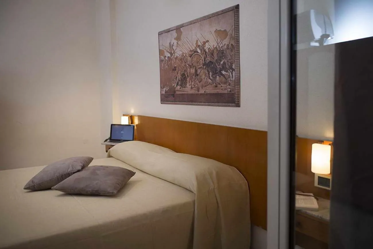 Bed in Villa Dei Misteri