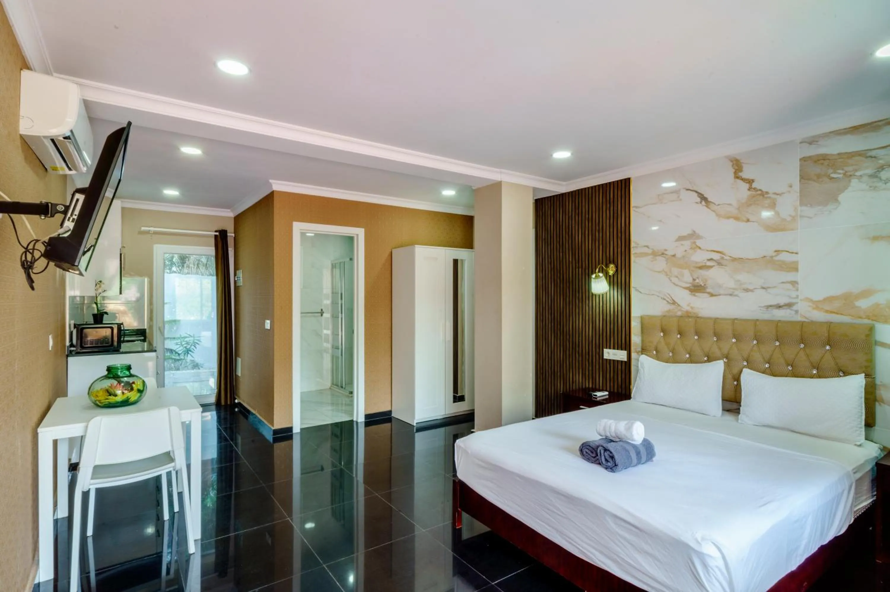 Bed in Villa Costa Marbella