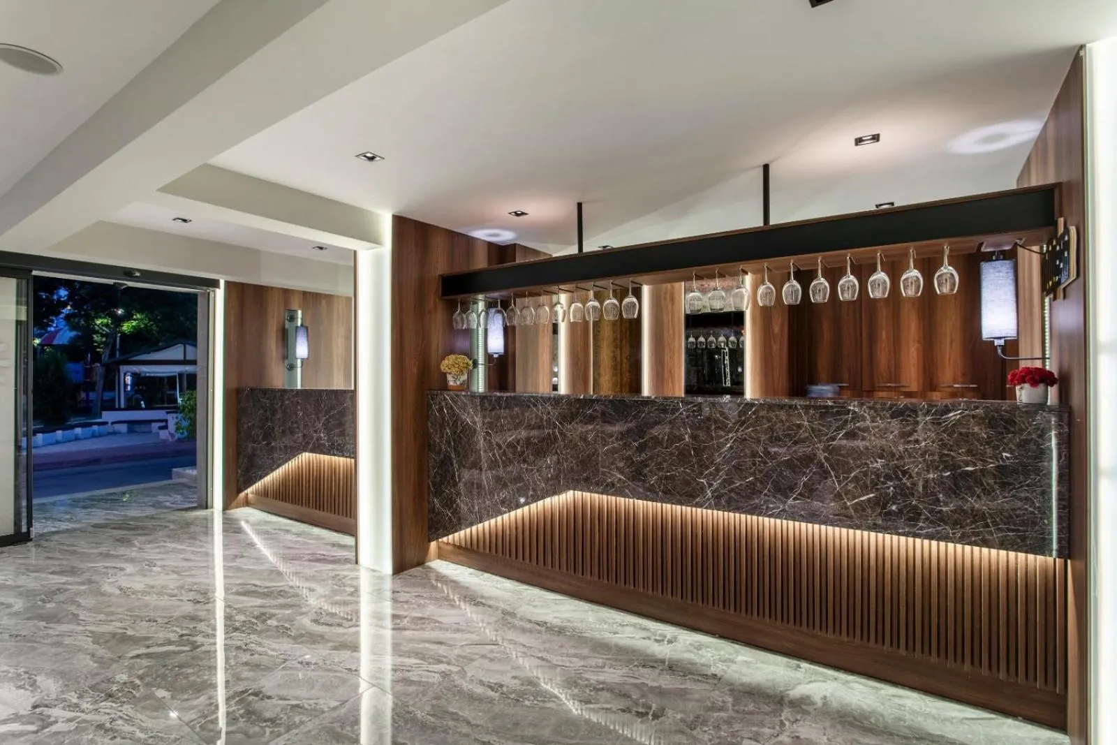 Lobby or reception in RODINN Park Hotel