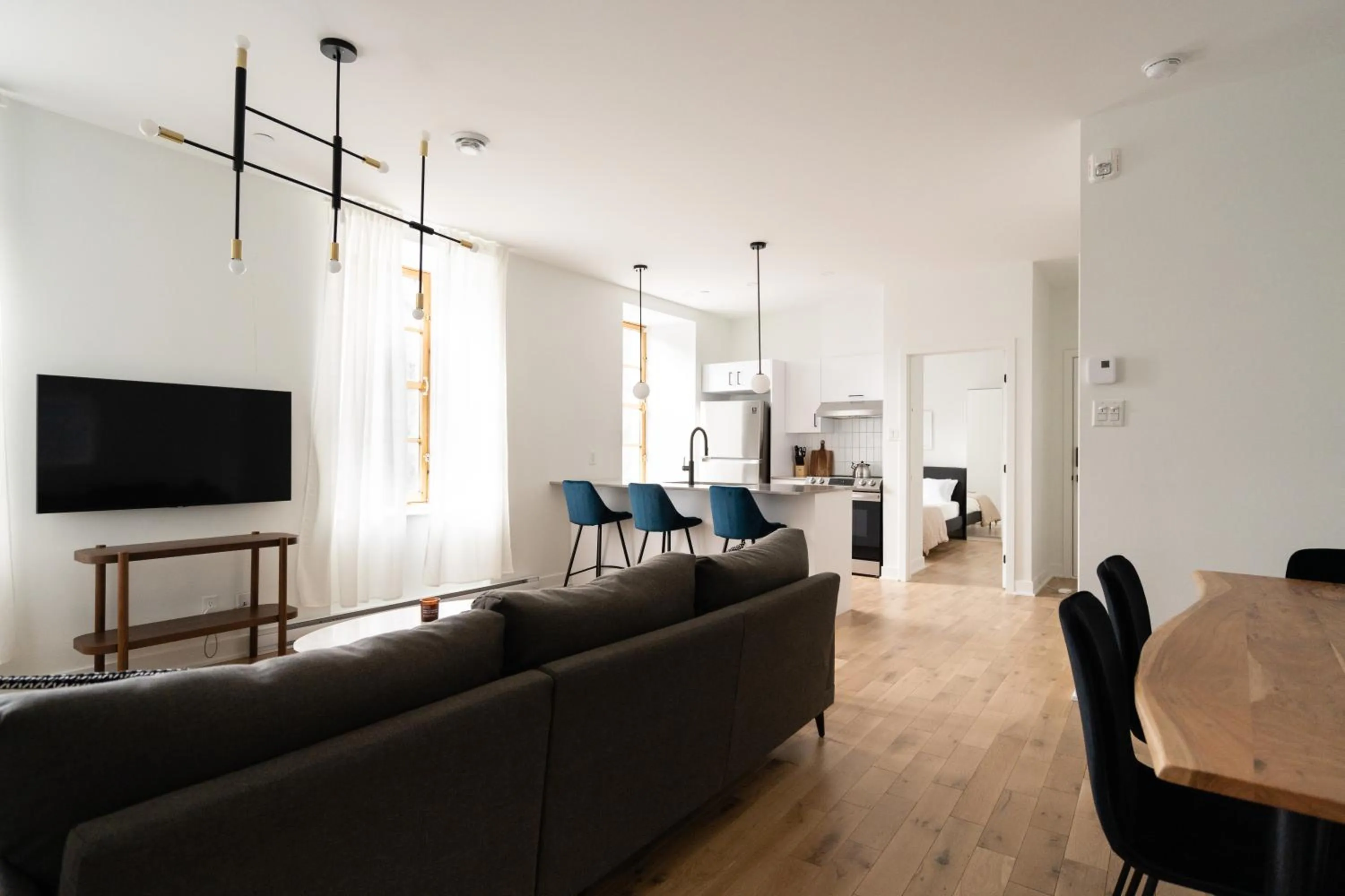 TV and multimedia in Maison Rasco by Luxury In Transit