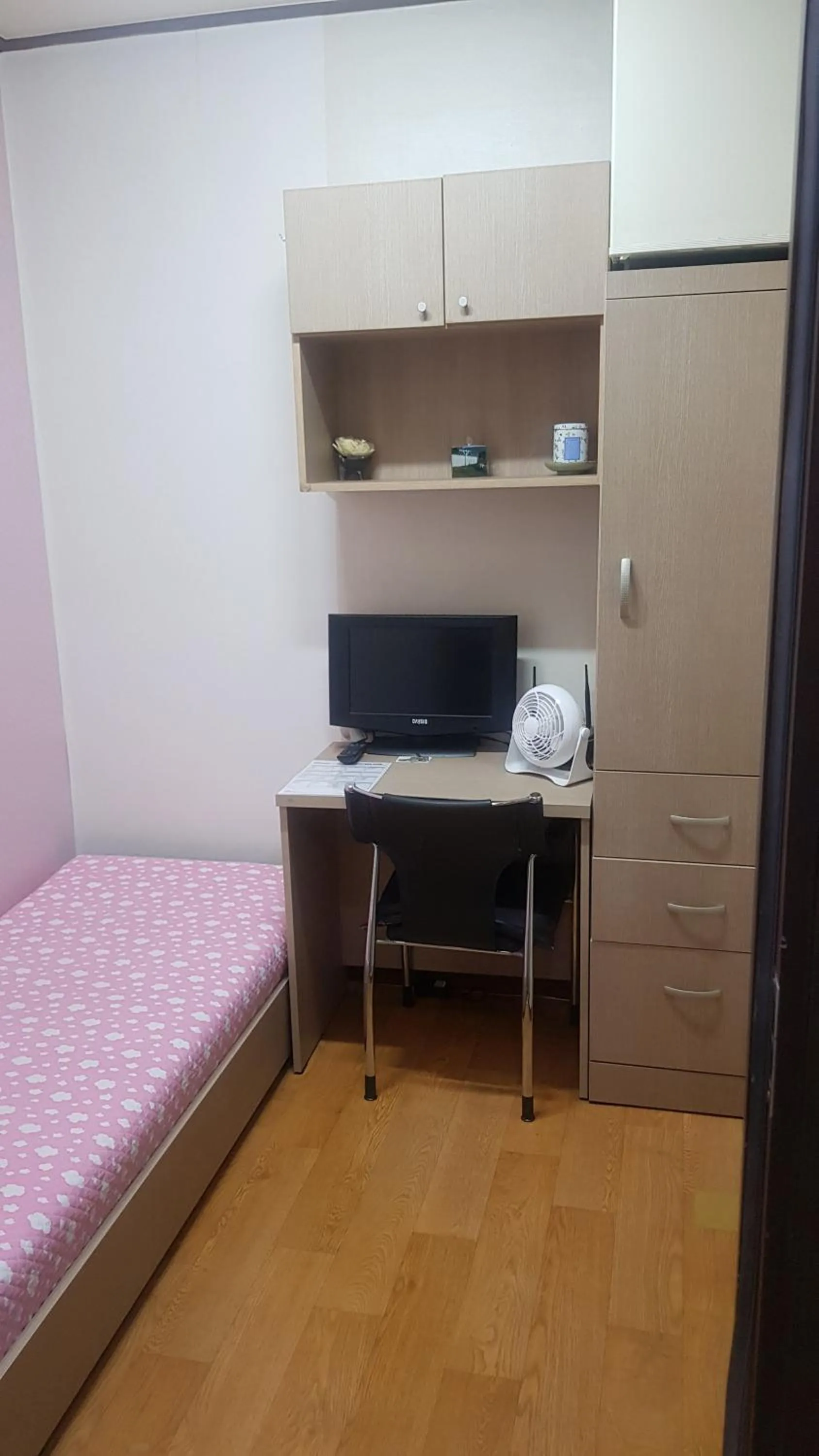 Bed in 아이원리빙텔