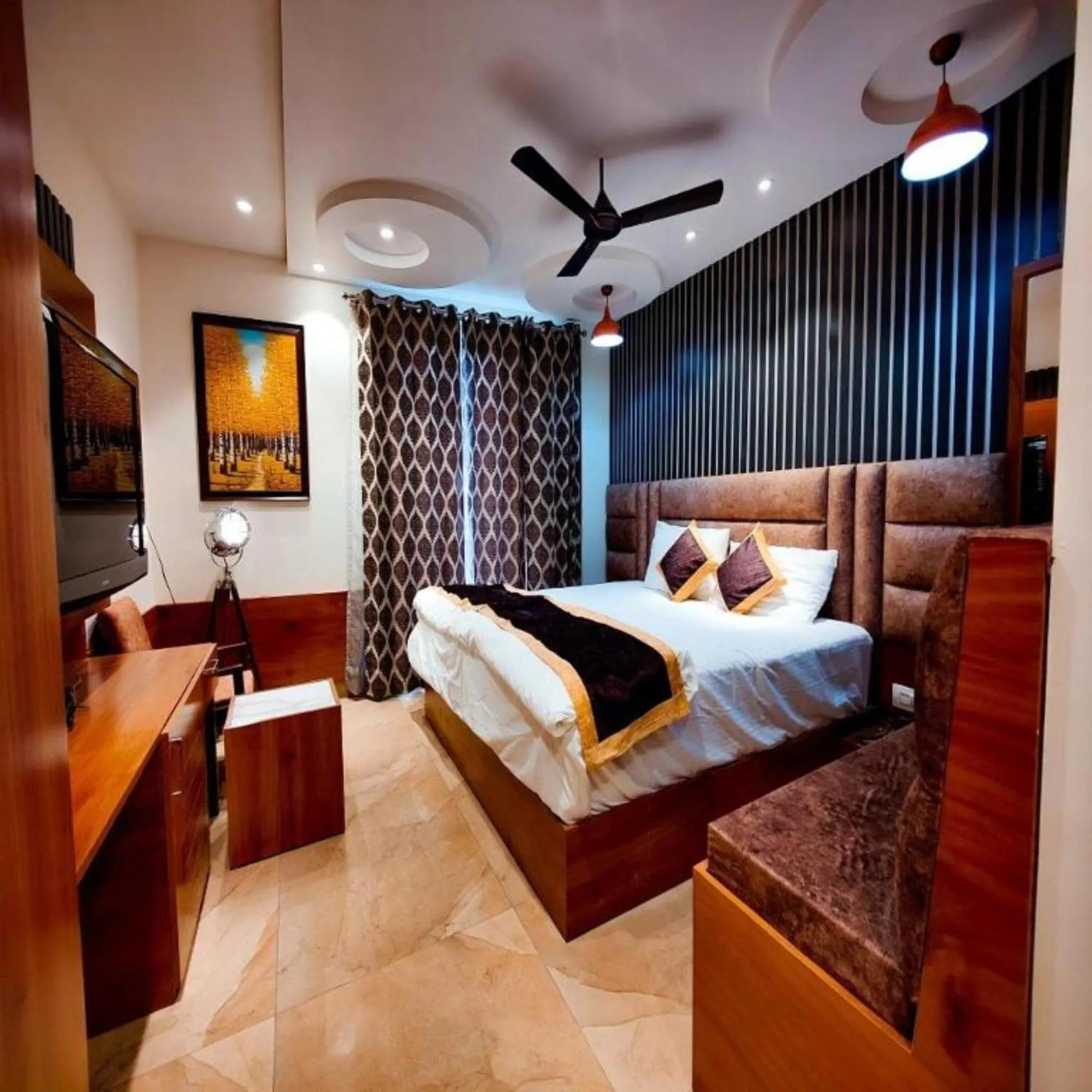 Hotel Joylife- Chotu Ram Chowk Rohtak Haryana